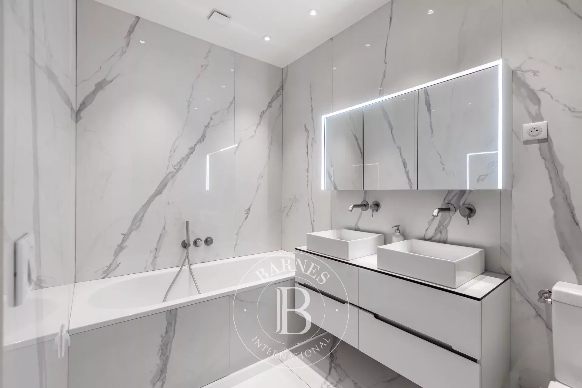 Daire Paris 16ème - picture 9