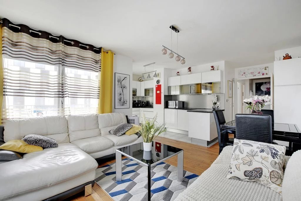 APPARTEMENT - 3 PIECES - VILLAGE RAMEY - 75018 - Image 1