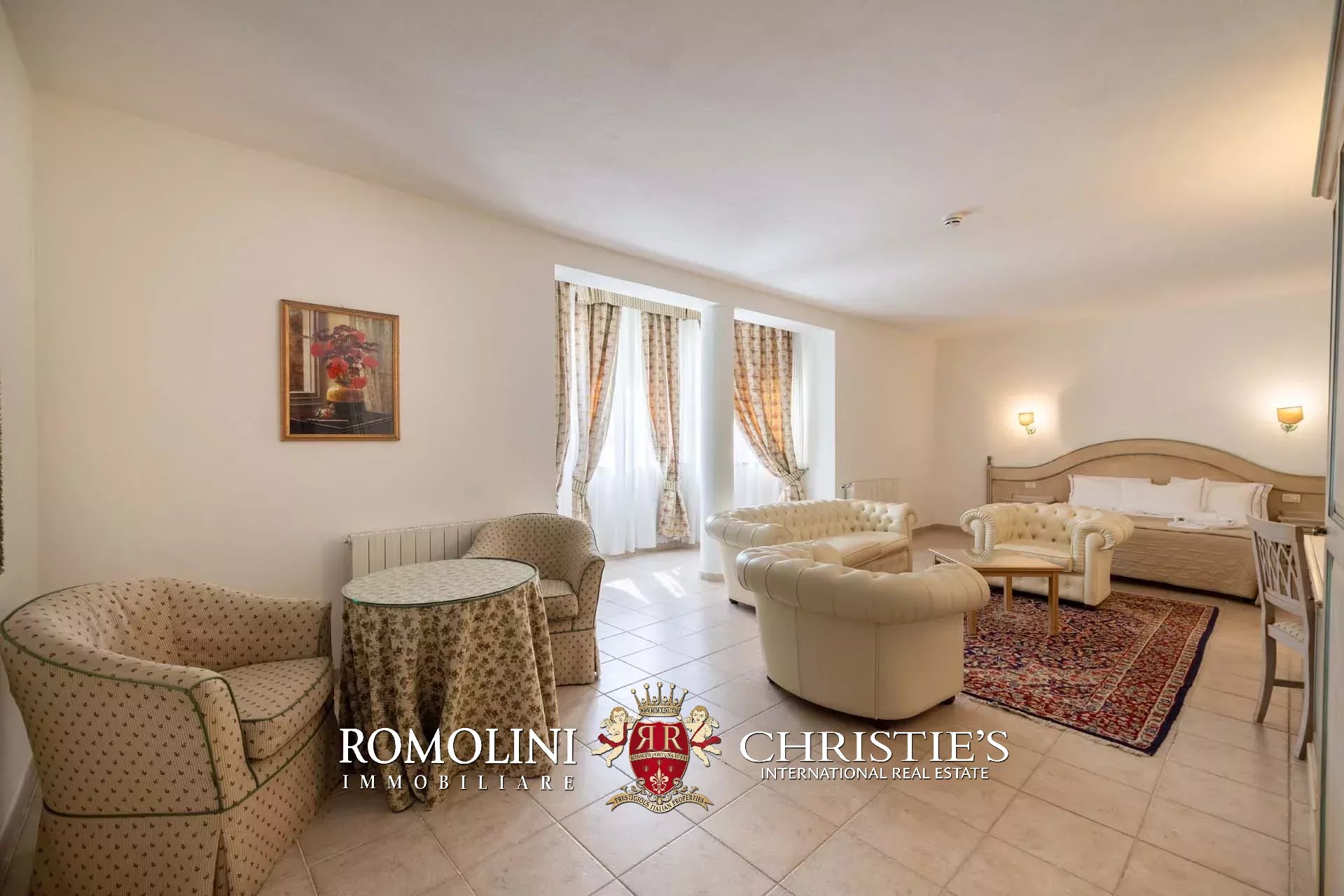 108 Bedroom Villa/Townhouse's Image 34