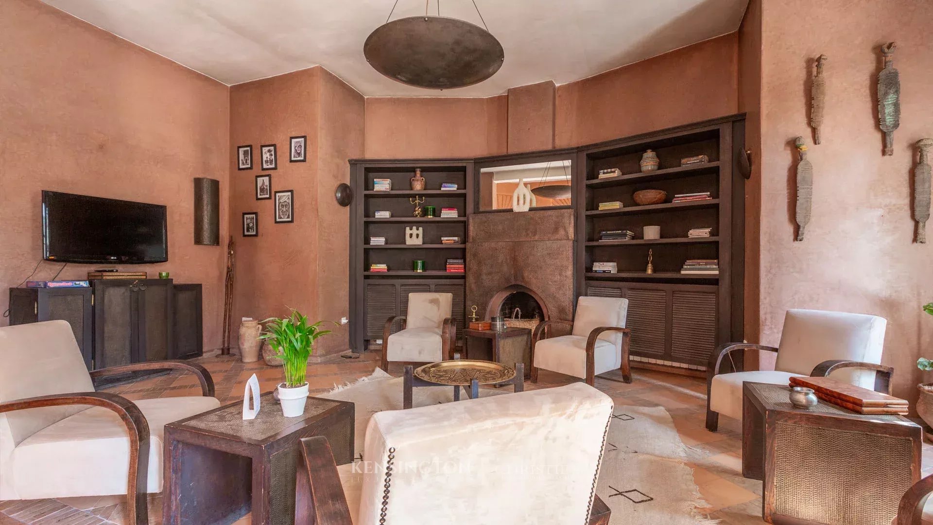 11 Bedroom Villa/Townhouse's Image 32