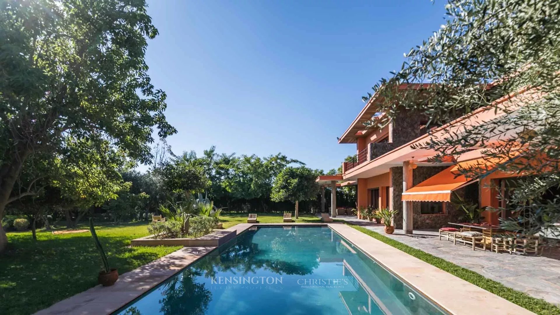 6 Bedroom Villa/Townhouse's Image 4