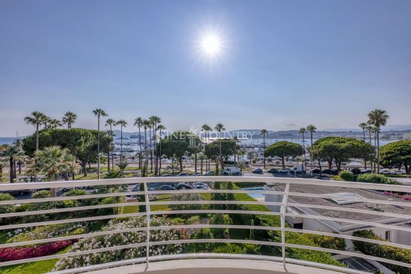 Apartment for sale on the Croisette, Cannes — photo 2