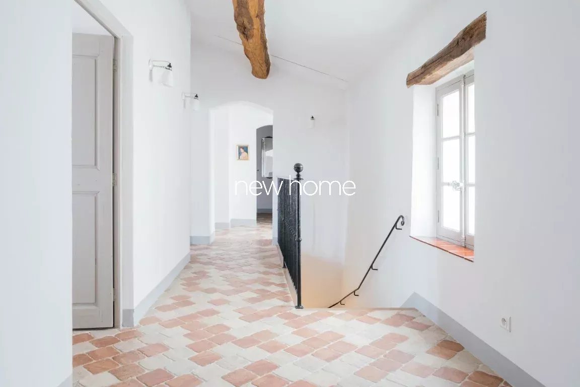 Ancienne ferme de 1850 avec vue panoramique à Tanneron! Un véritable rêve provençal