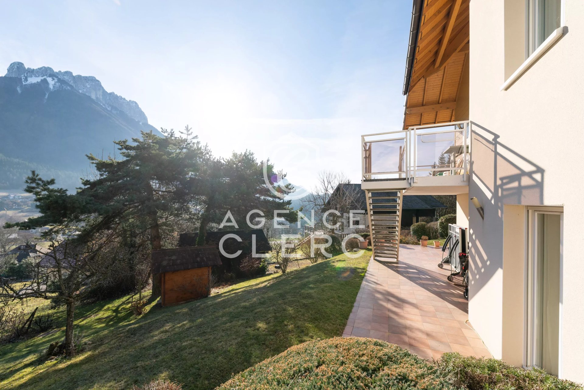 4 Bedroom Villa/Townhouse's Image 5
