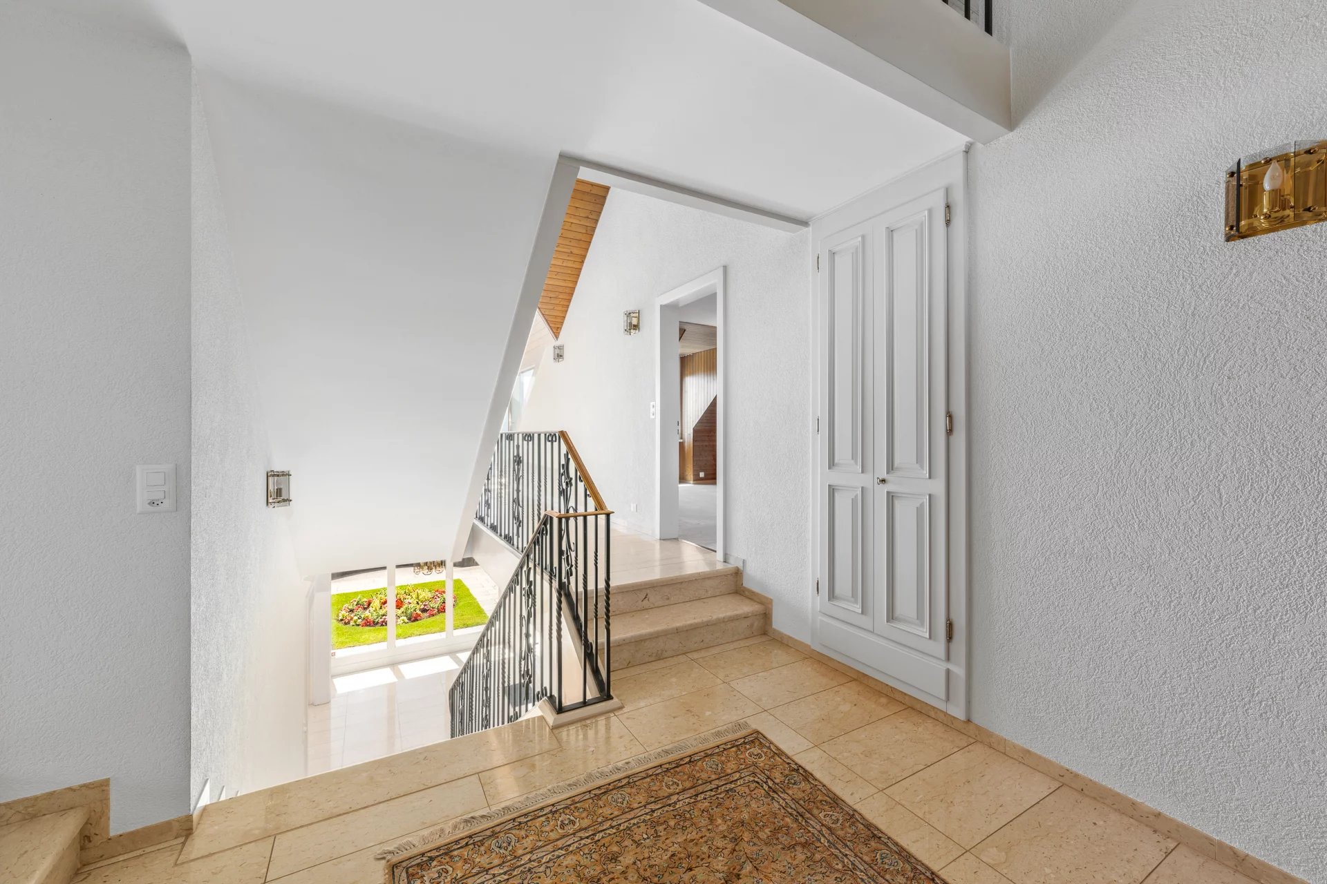 Calme et vue époustouflante sur le Lac !