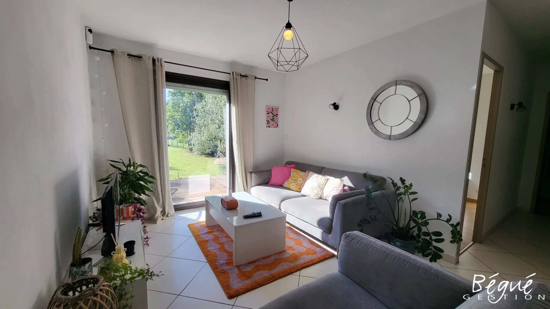 L'ISLE JOURDAIN VILLA T3 MEUBLEE