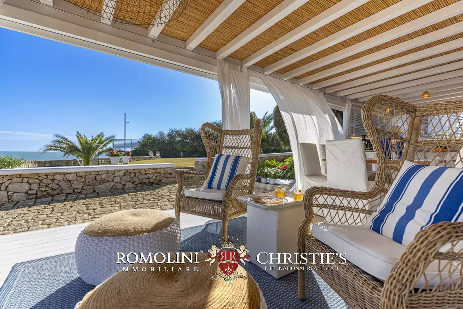 4 Bedroom Villa/Townhouse's Image 49