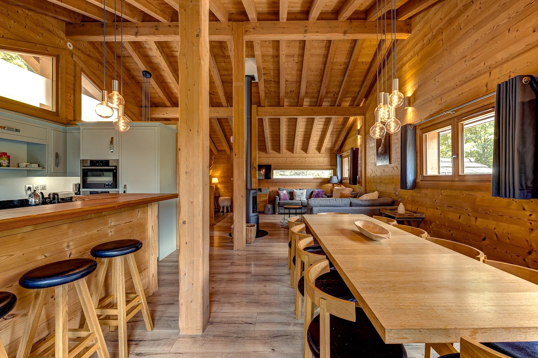 Photo of MORZINE - Stunning turn-key 6 bedroom chalet in Morzine