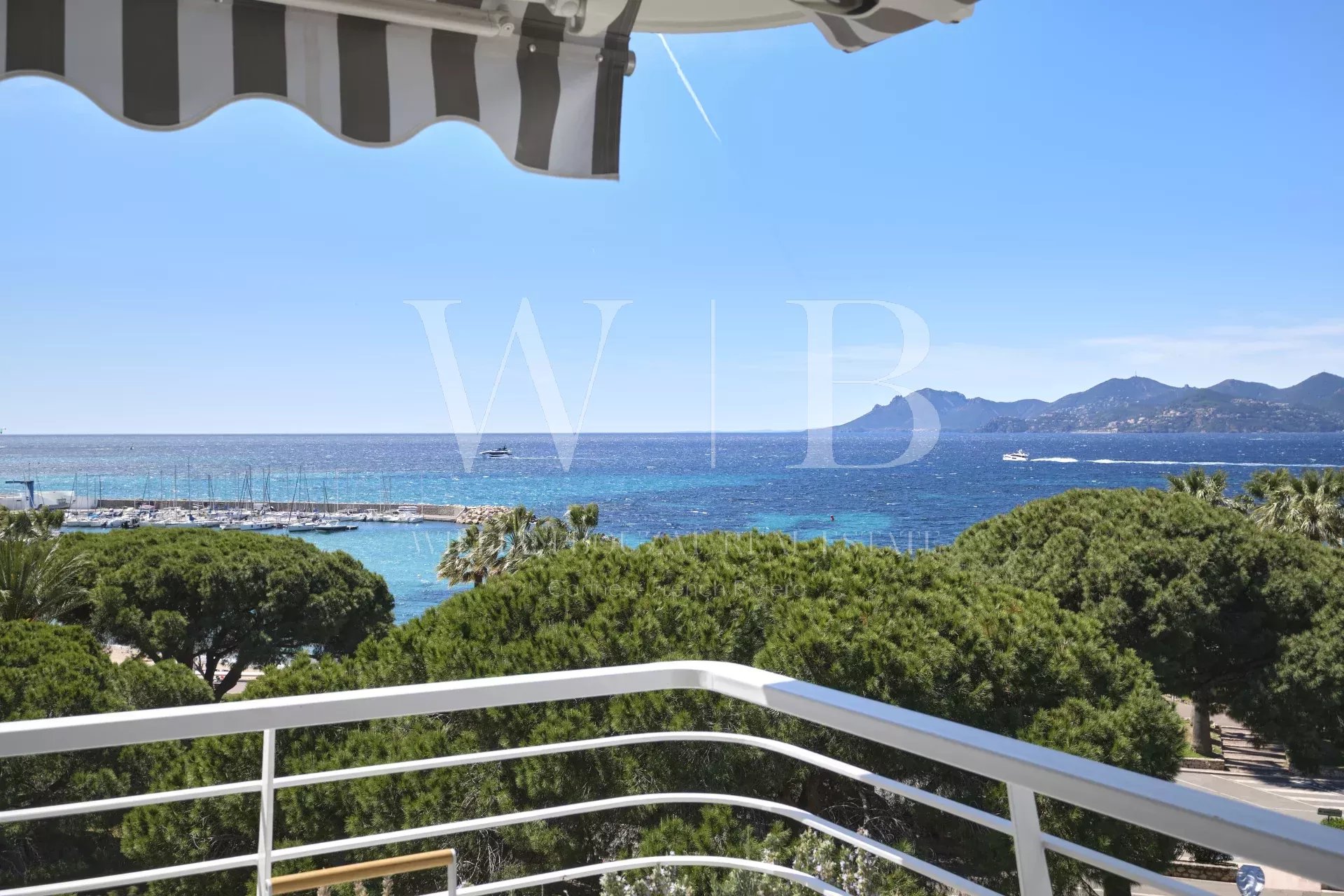 Agence immobilière de WILLIAM BOUZAT REAL ESTATE – Cannes French Riviera