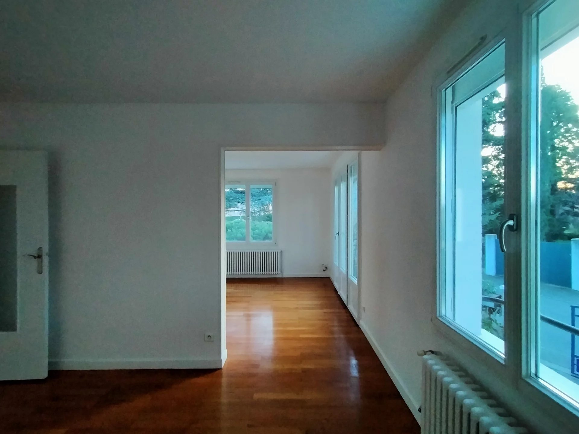83124740 Location Francheville