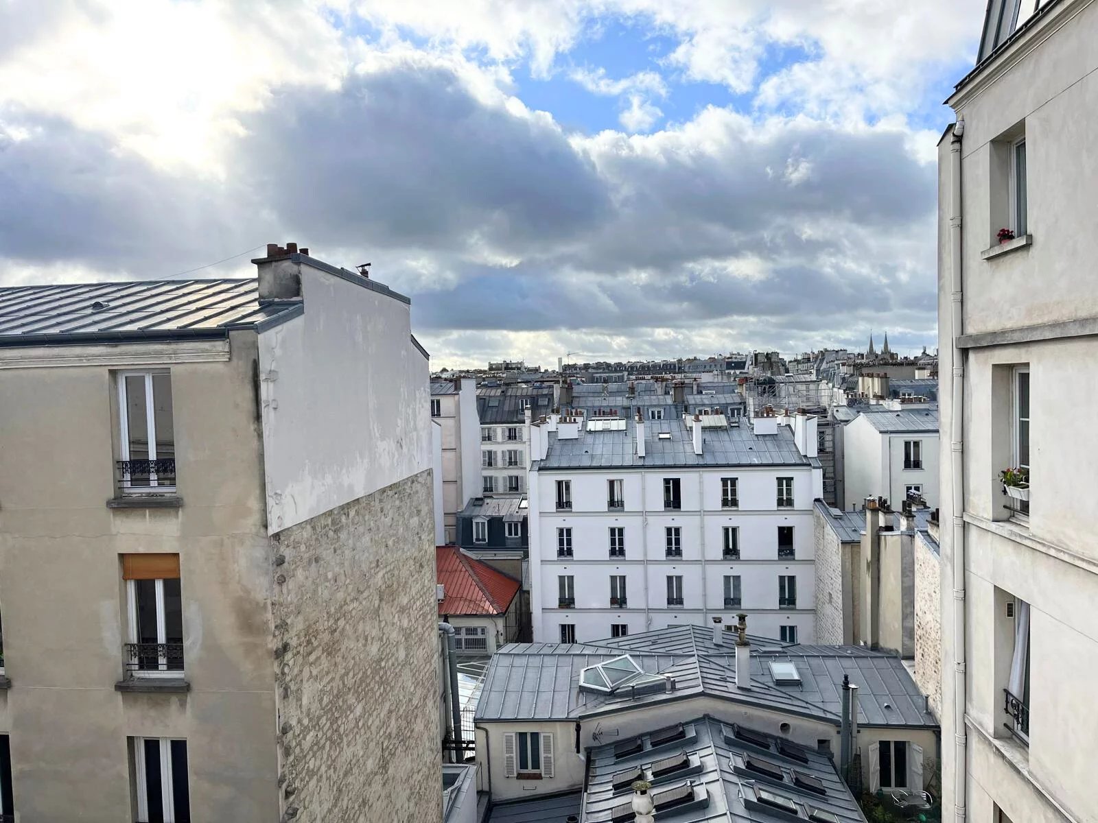 Rental Apartment Paris 11th