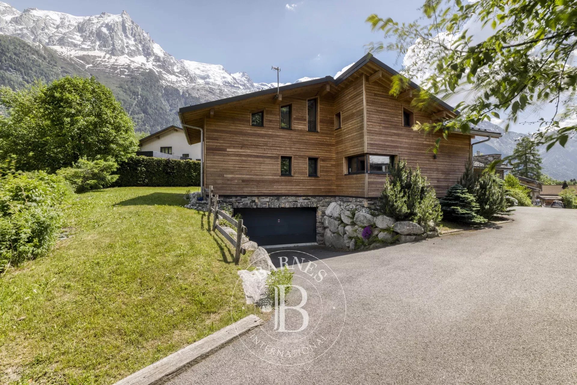 Chamonix-Mont-Blanc  - Chalet 5 Pi&egrave;ces 4 Chambres - picture 4