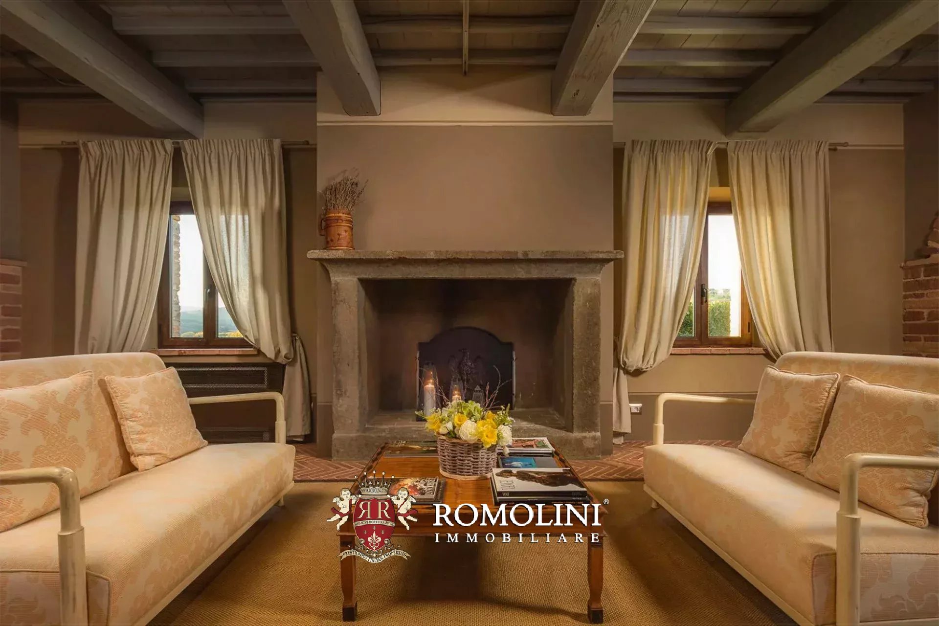 9 Bedroom Villa/Townhouse's Image 11