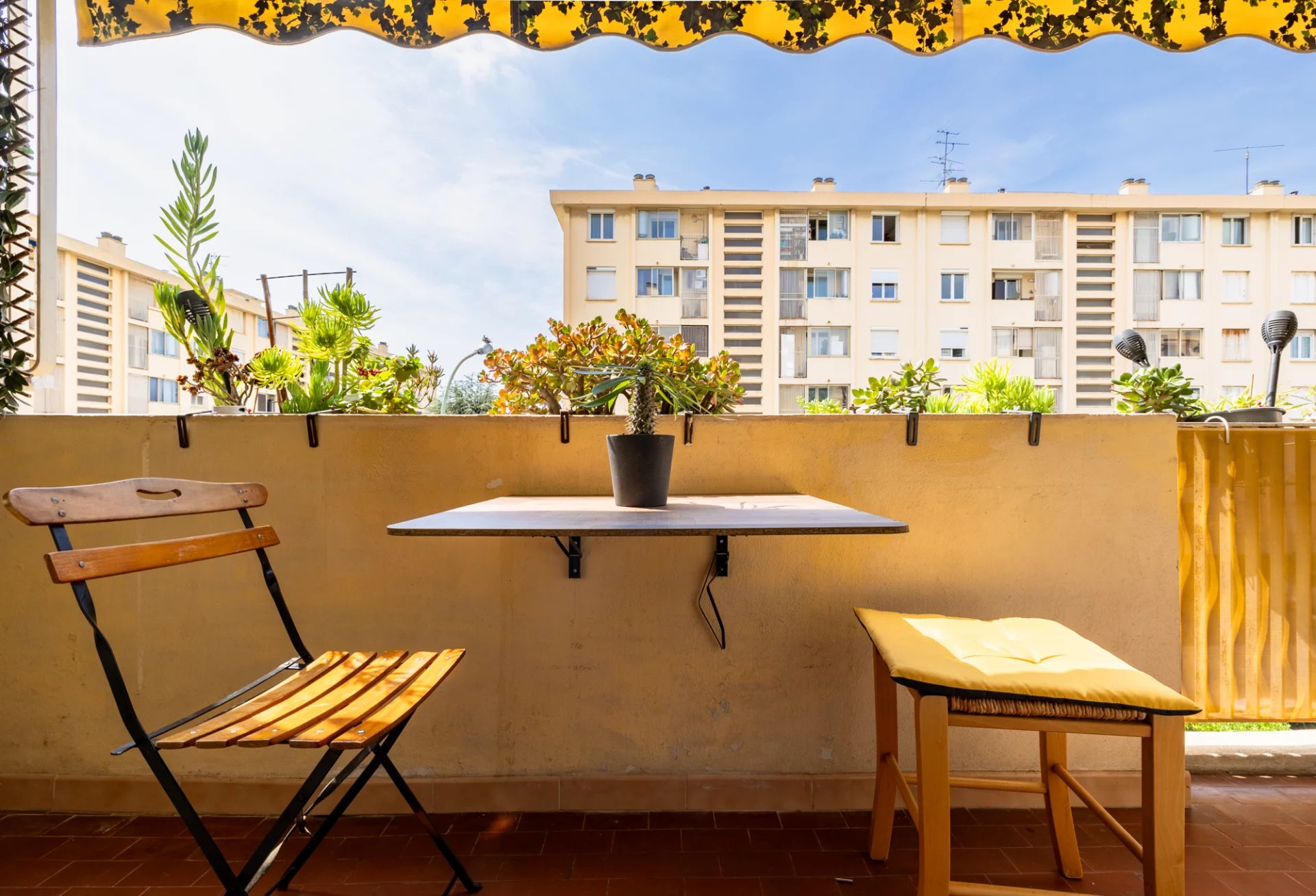 APARTMENT FOR SALE 2P - NICE OUEST