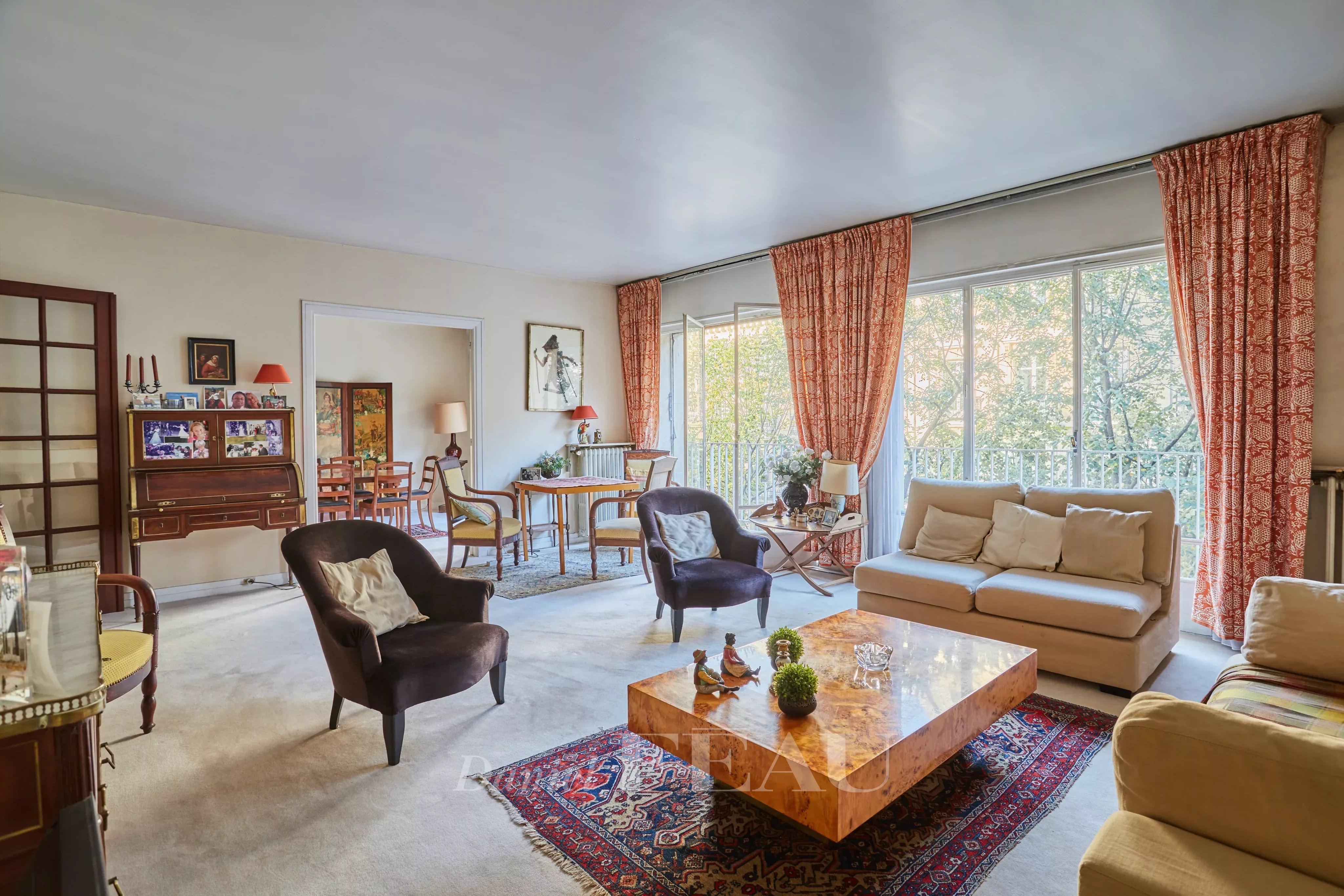 Sale Apartment Paris 16th