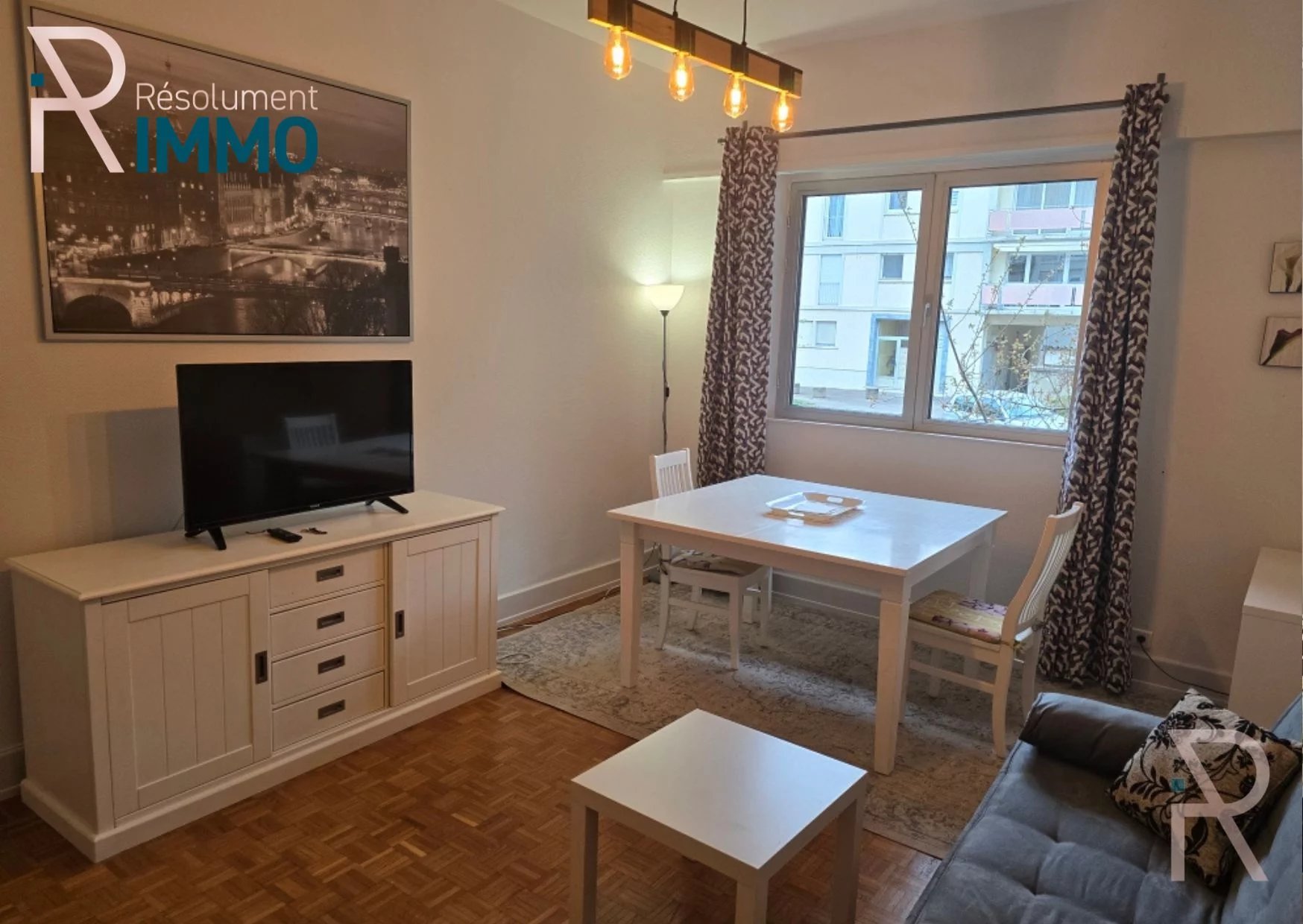 Agence immobilière de 