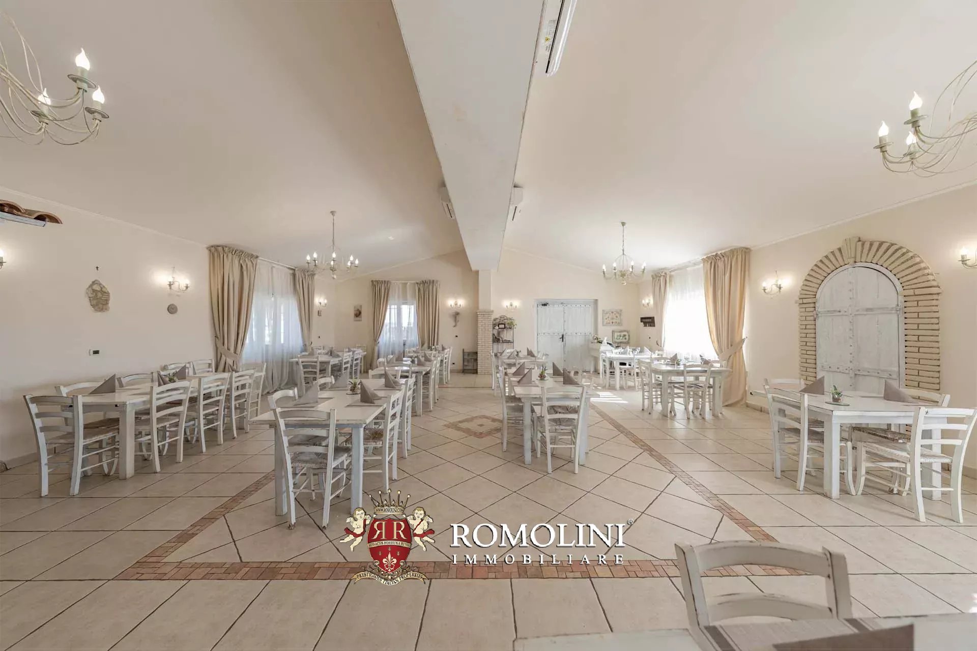 20 Bedroom Chateau's Image 47