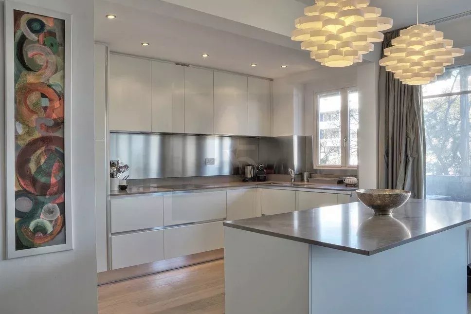 Spacious 3-Bedroom Apartment in Central Geneva — photo 4