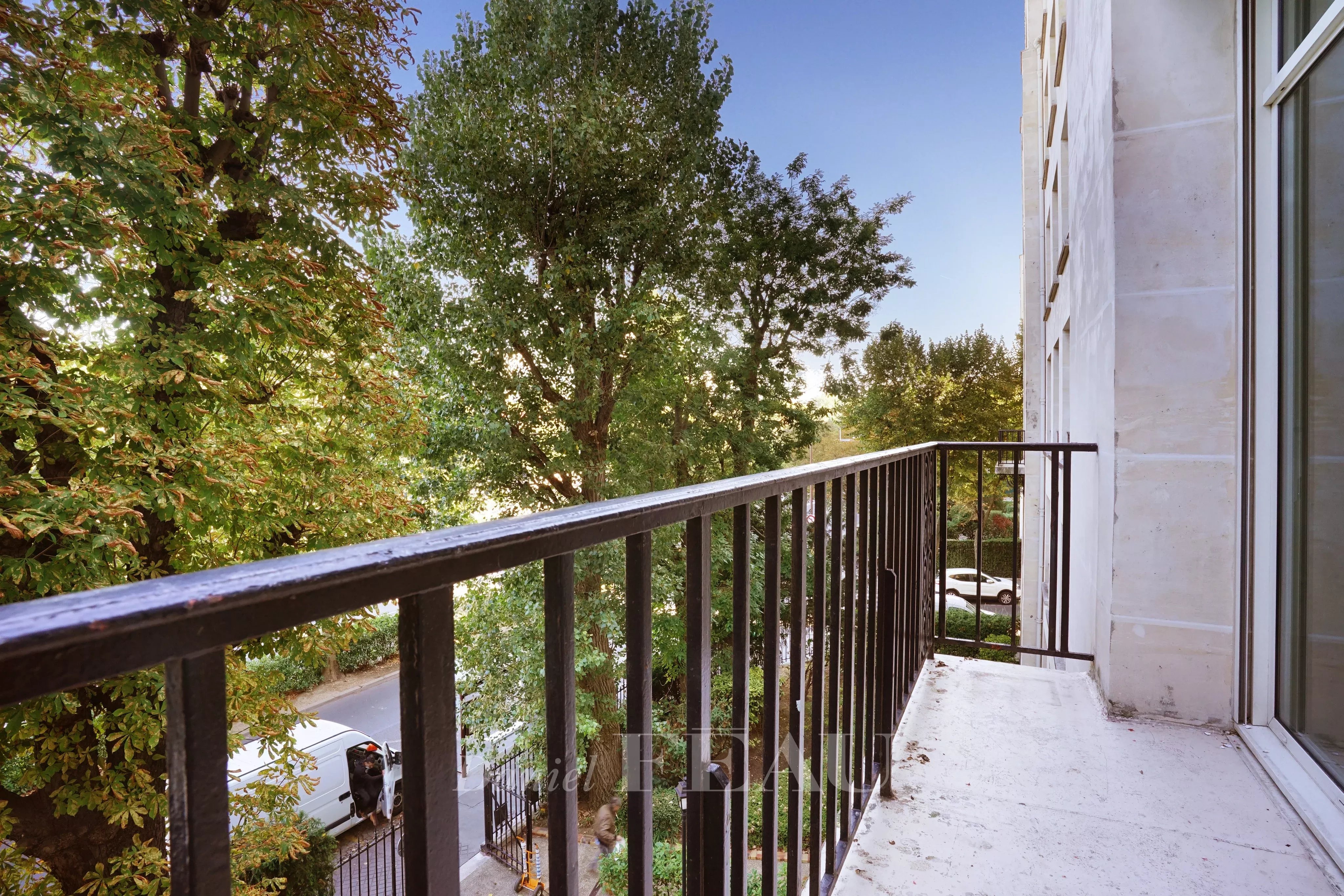 Balcon exposé ouest