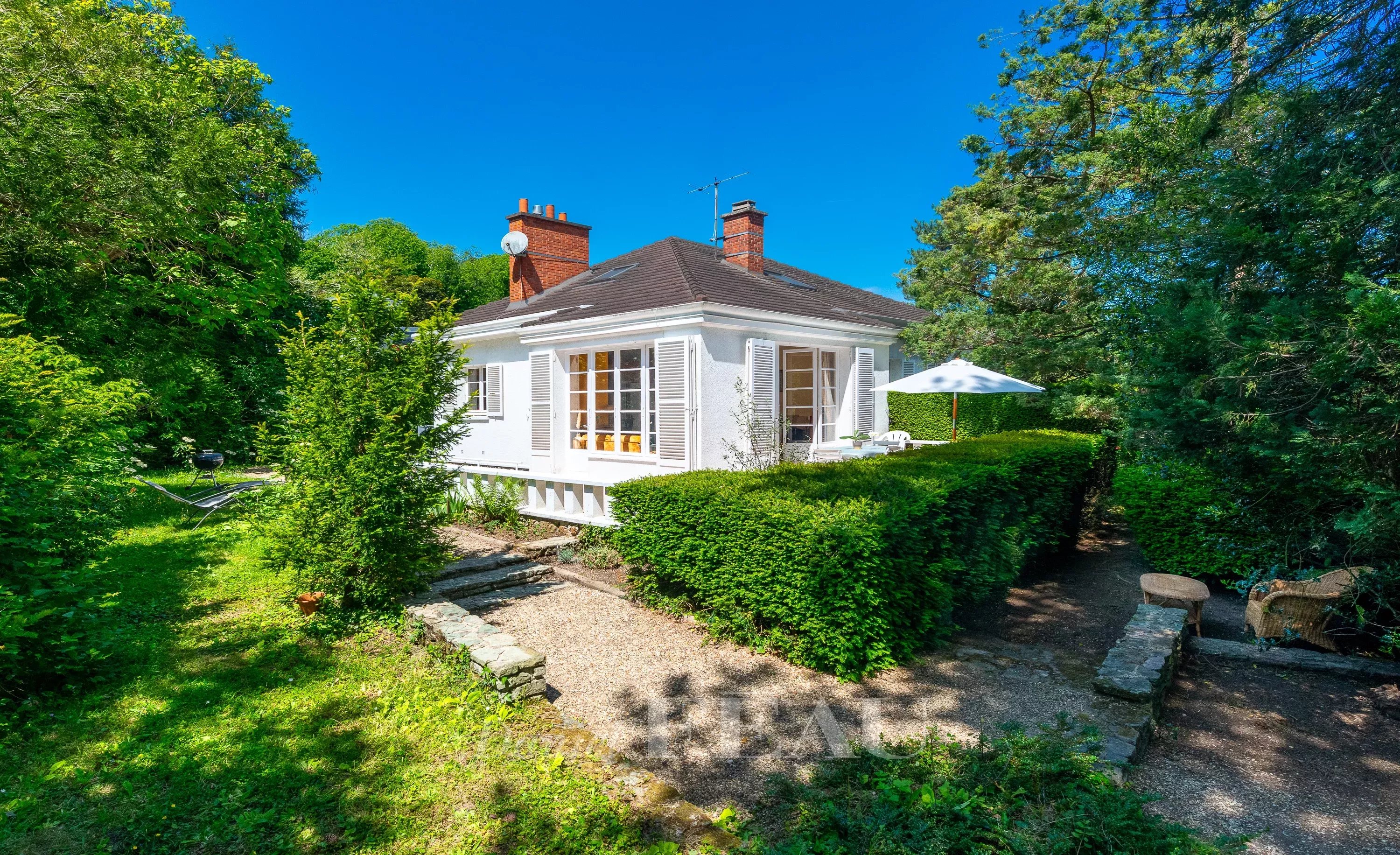 House with garden