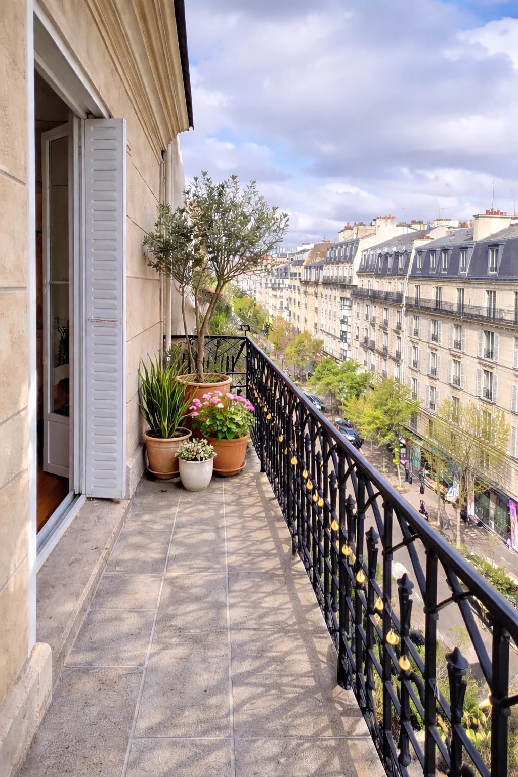 APPARTEMENT 3 PIÈCES  + BALCON 4 m² + EXCELLENT ÉTAT ORDENER - Image 1