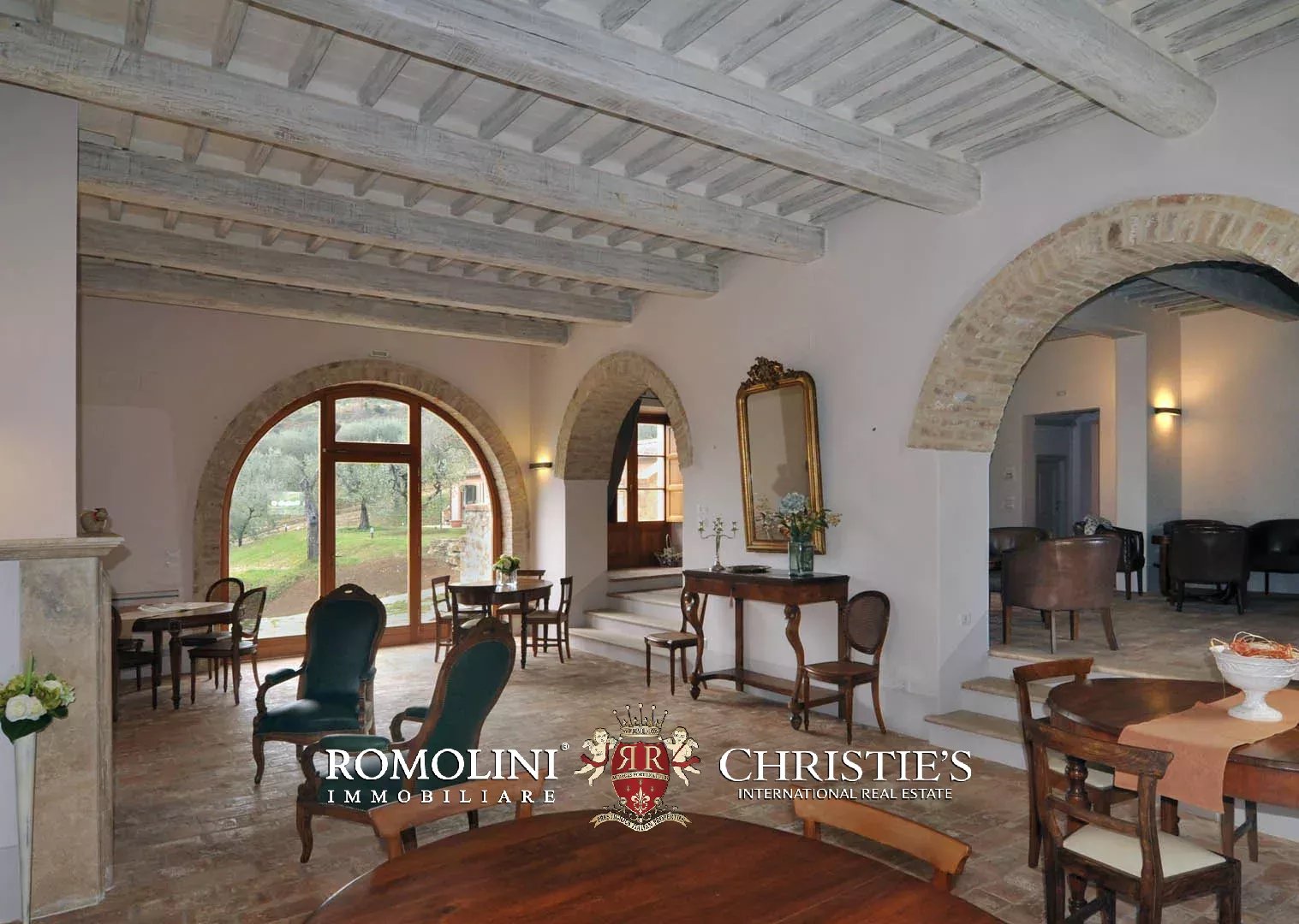 15 Bedroom Vineyard's Image 33