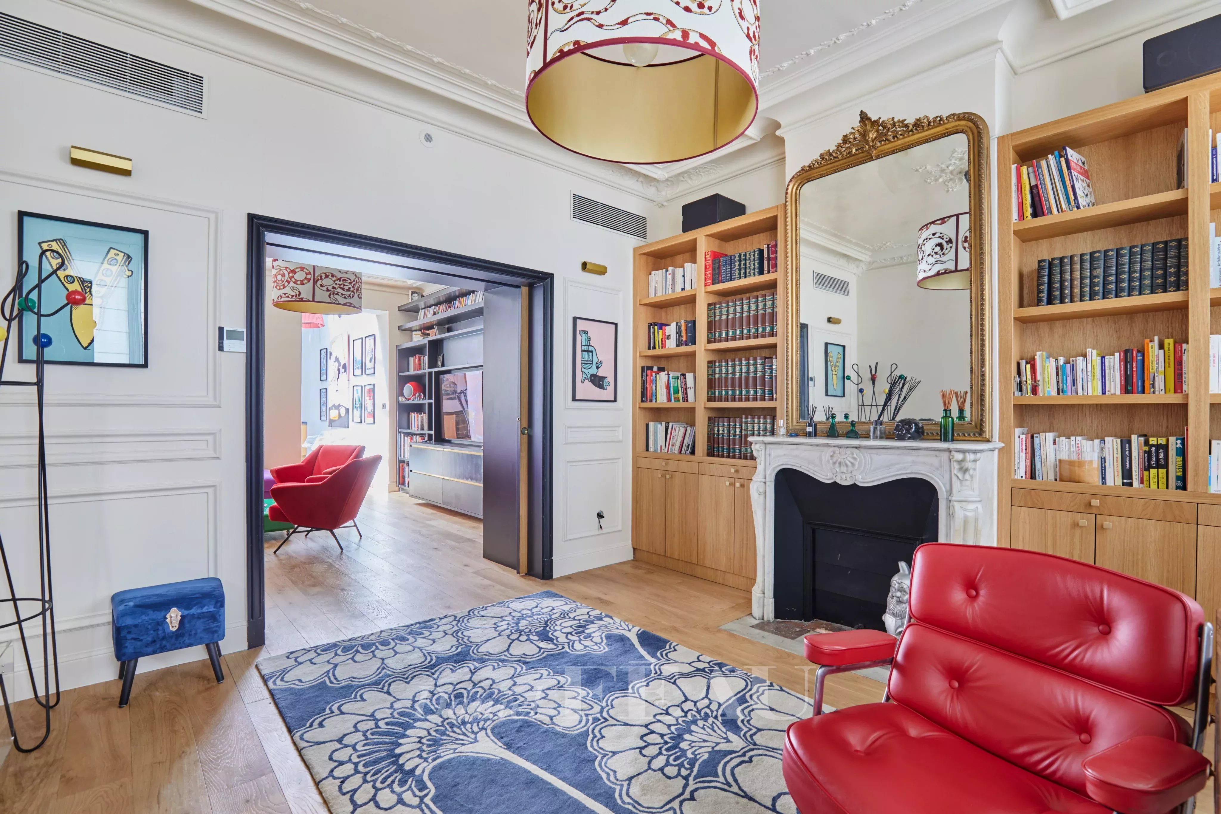 Paris 16th District – A superb private mansion