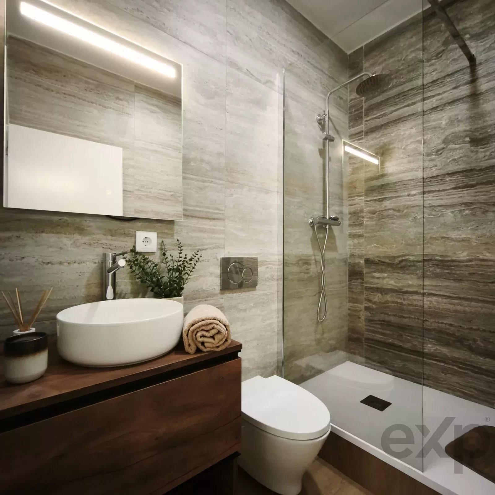Fully Renovated 3-Bedroom Apartment with En-Suite and Walk-In Closet in Penha de França 87177065 image 18