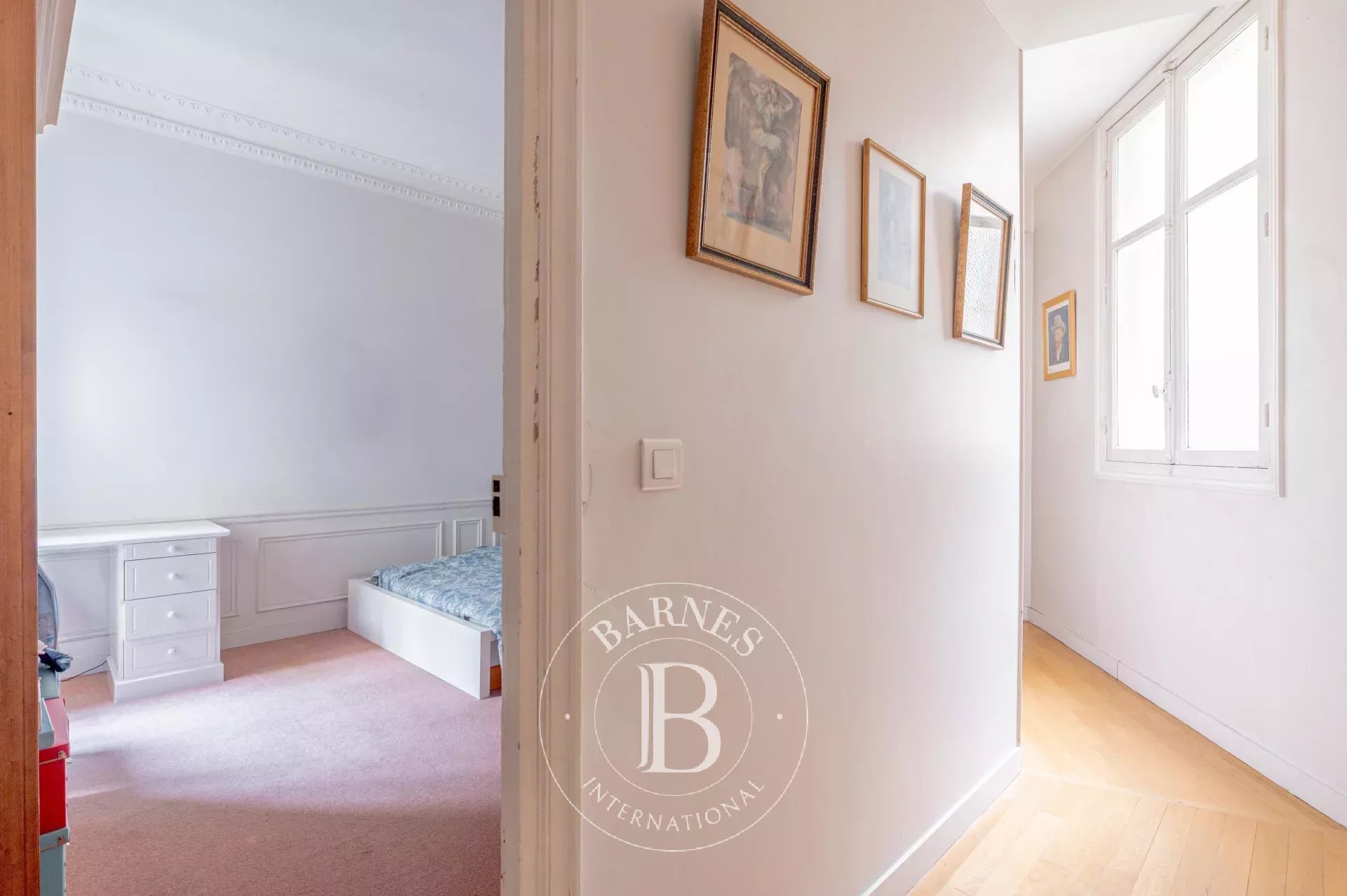 Paris  - Apartment 3 Bedrooms - picture 13