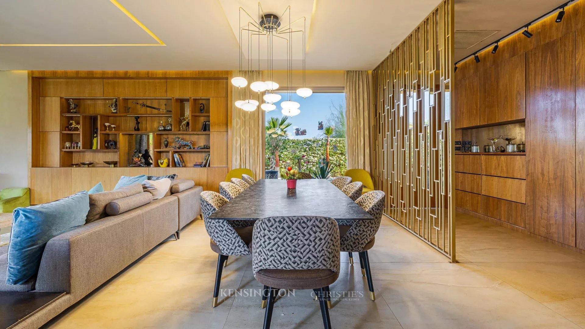 5 Bedroom Villa/Townhouse's Image 15
