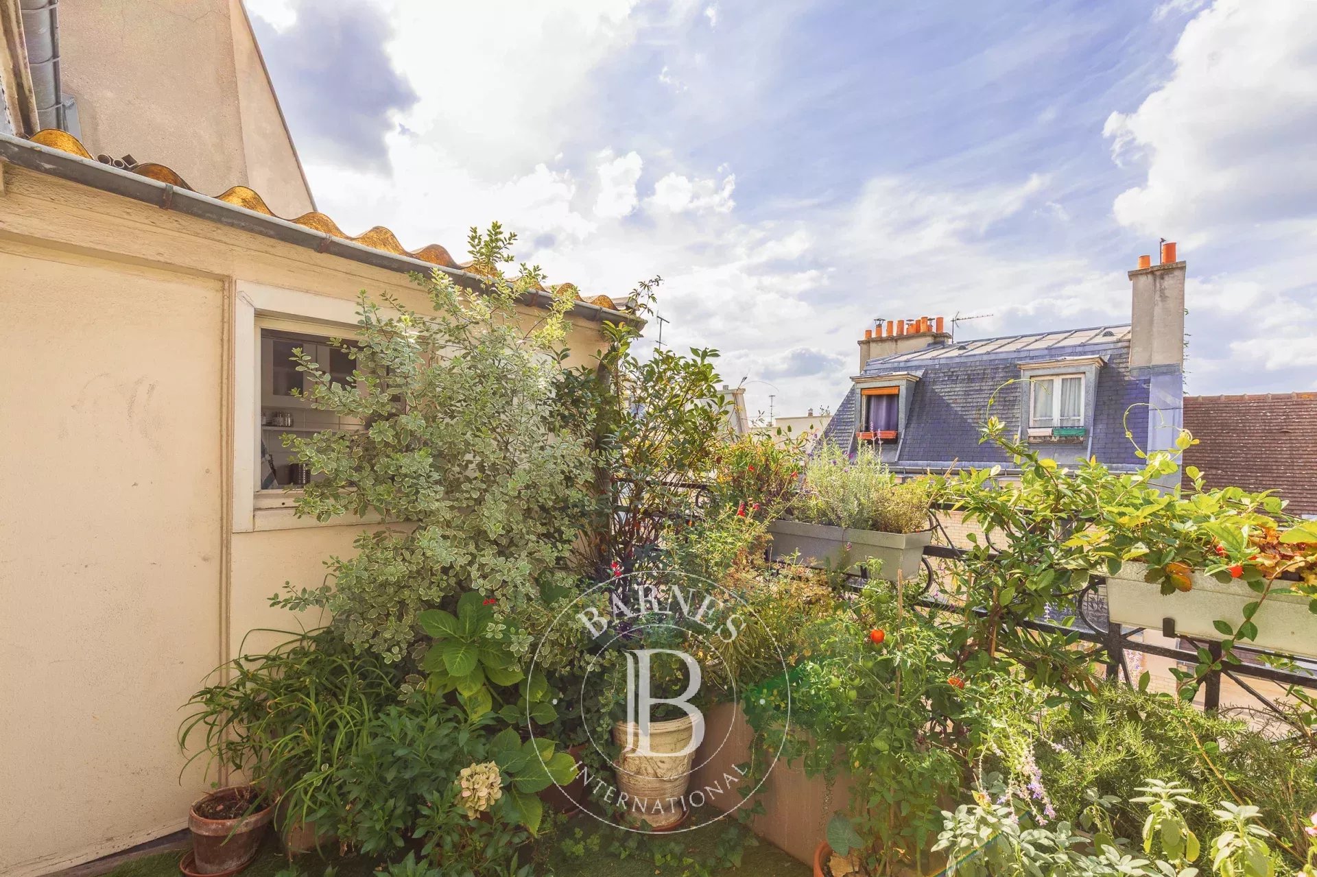 Daire Paris 4ème - picture 5