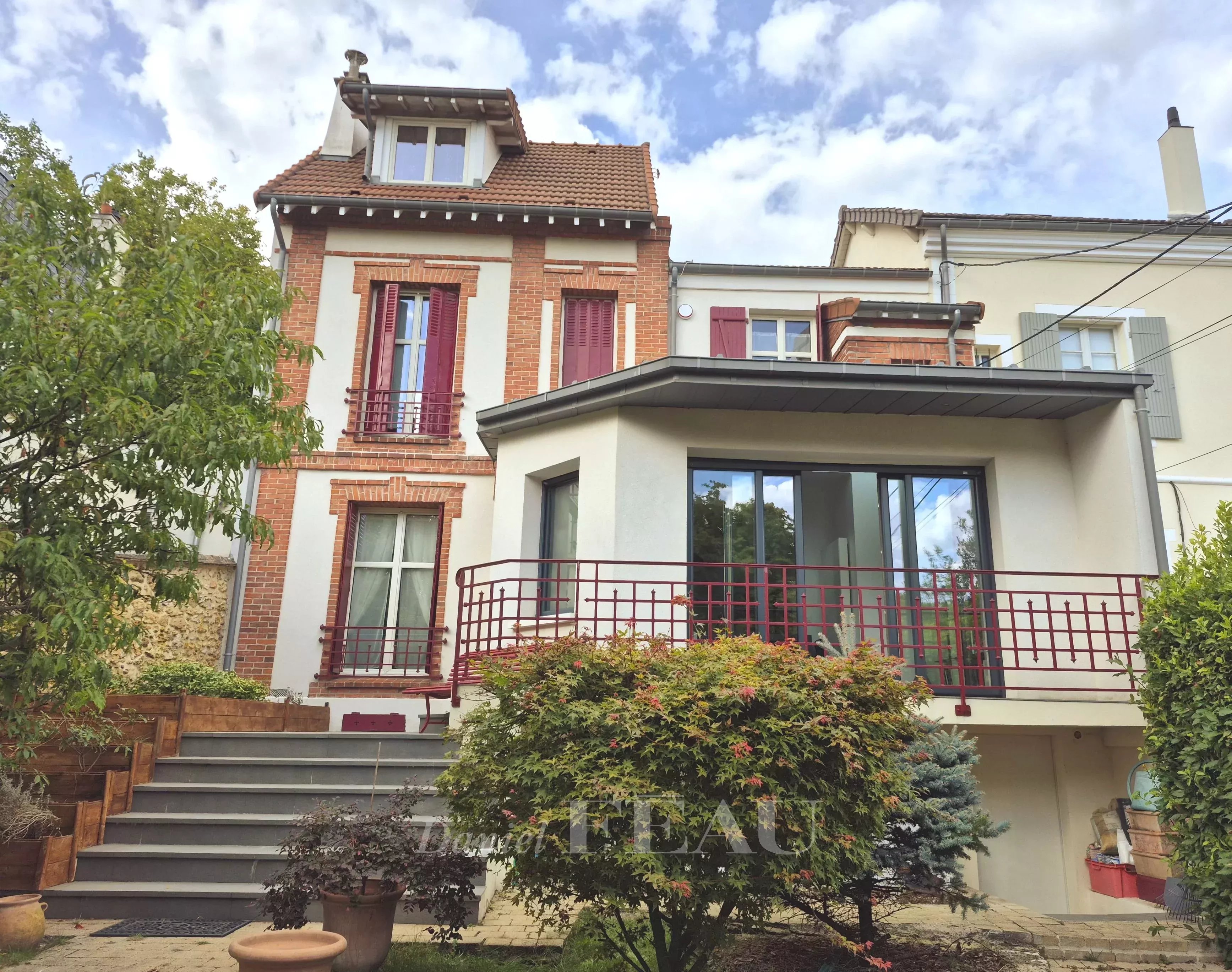 Viroflay RIve Droite - Maison 3/4 chambres avec jardin et parking