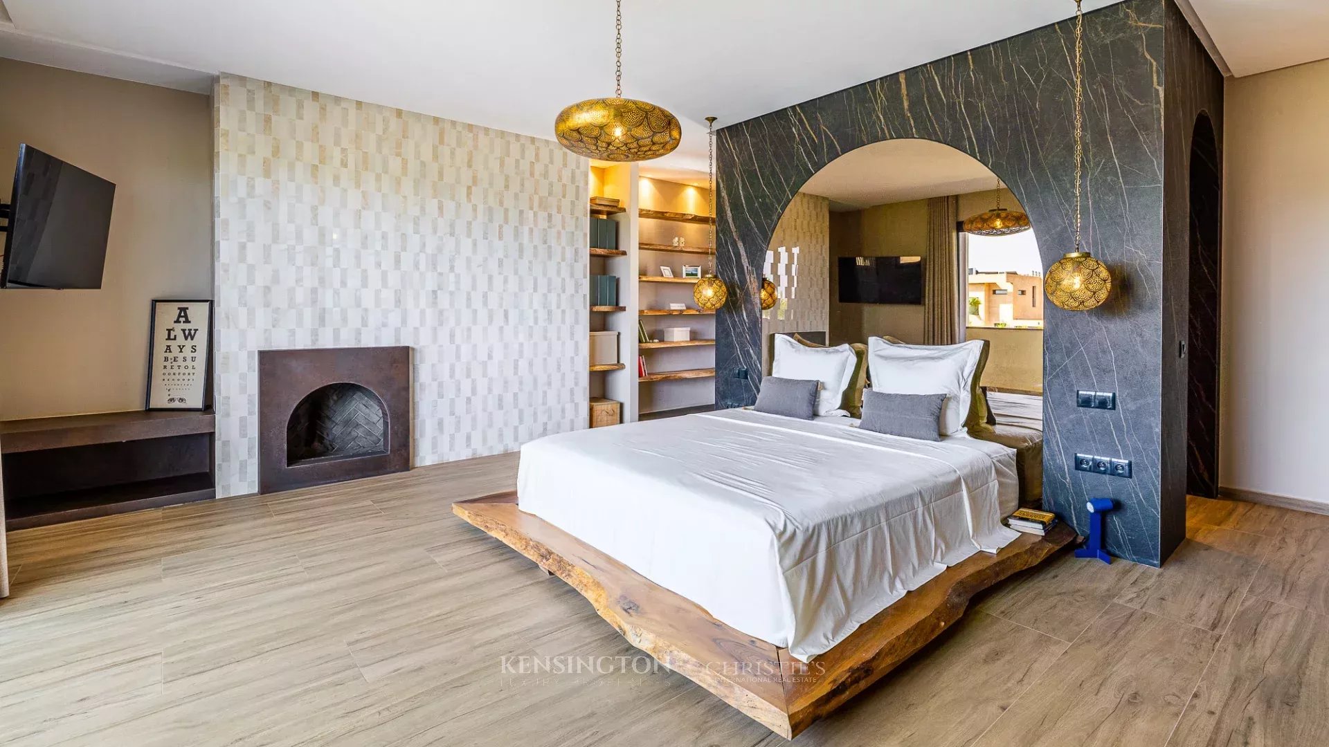 5 Bedroom Villa/Townhouse's Image 35