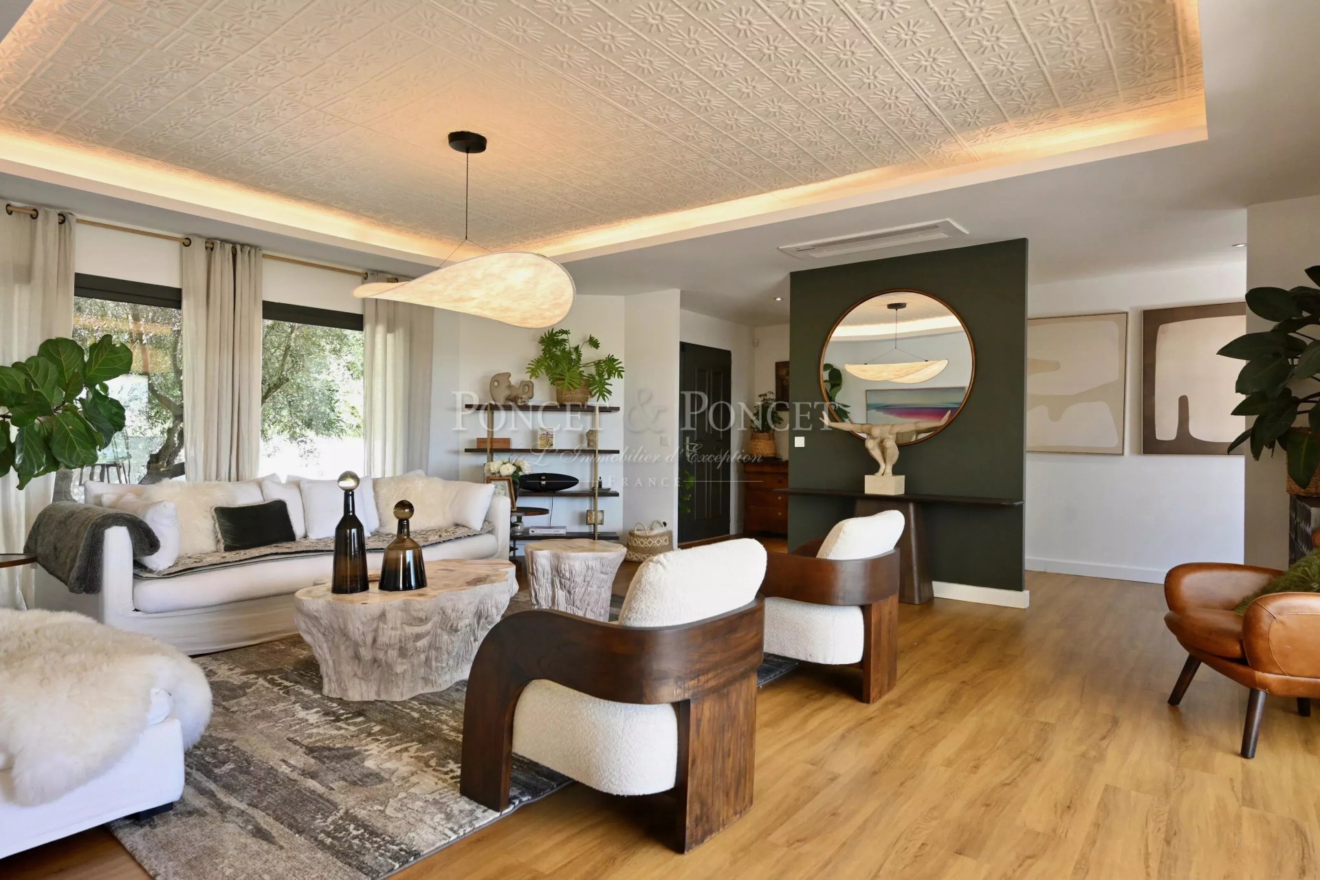 4 Bedroom Villa/Townhouse's Image 4