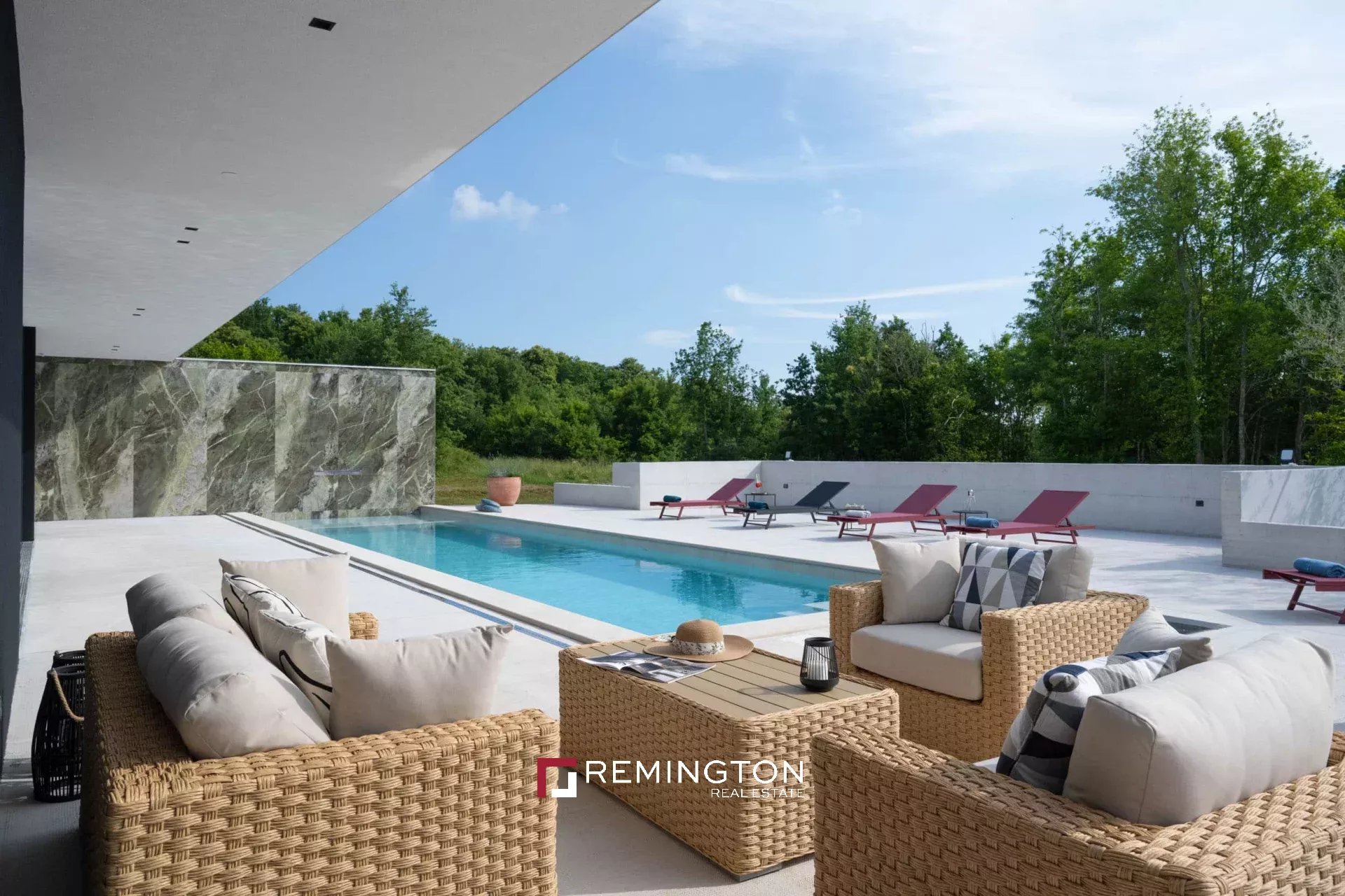 3 Bedroom Villa/Townhouse's Image 24