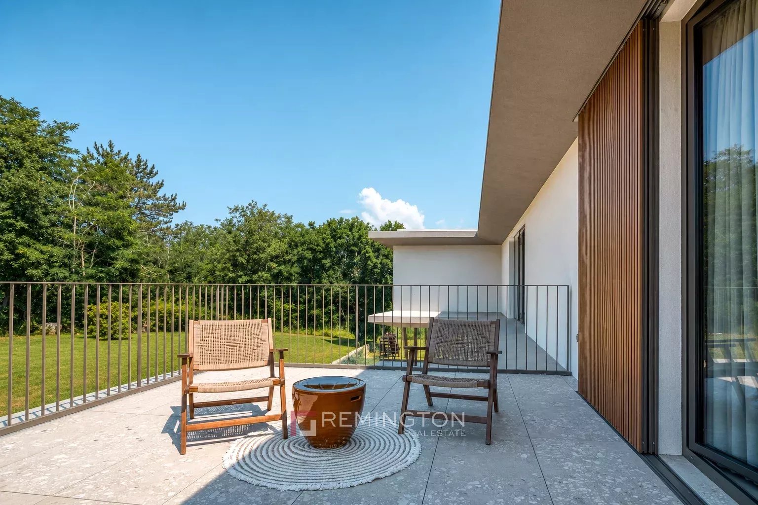 Villa/Townhouse's Image 8