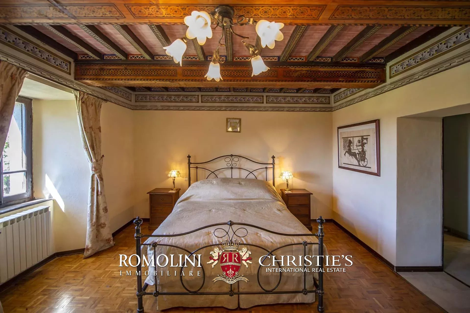 10 Bedroom Villa/Townhouse's Image 58