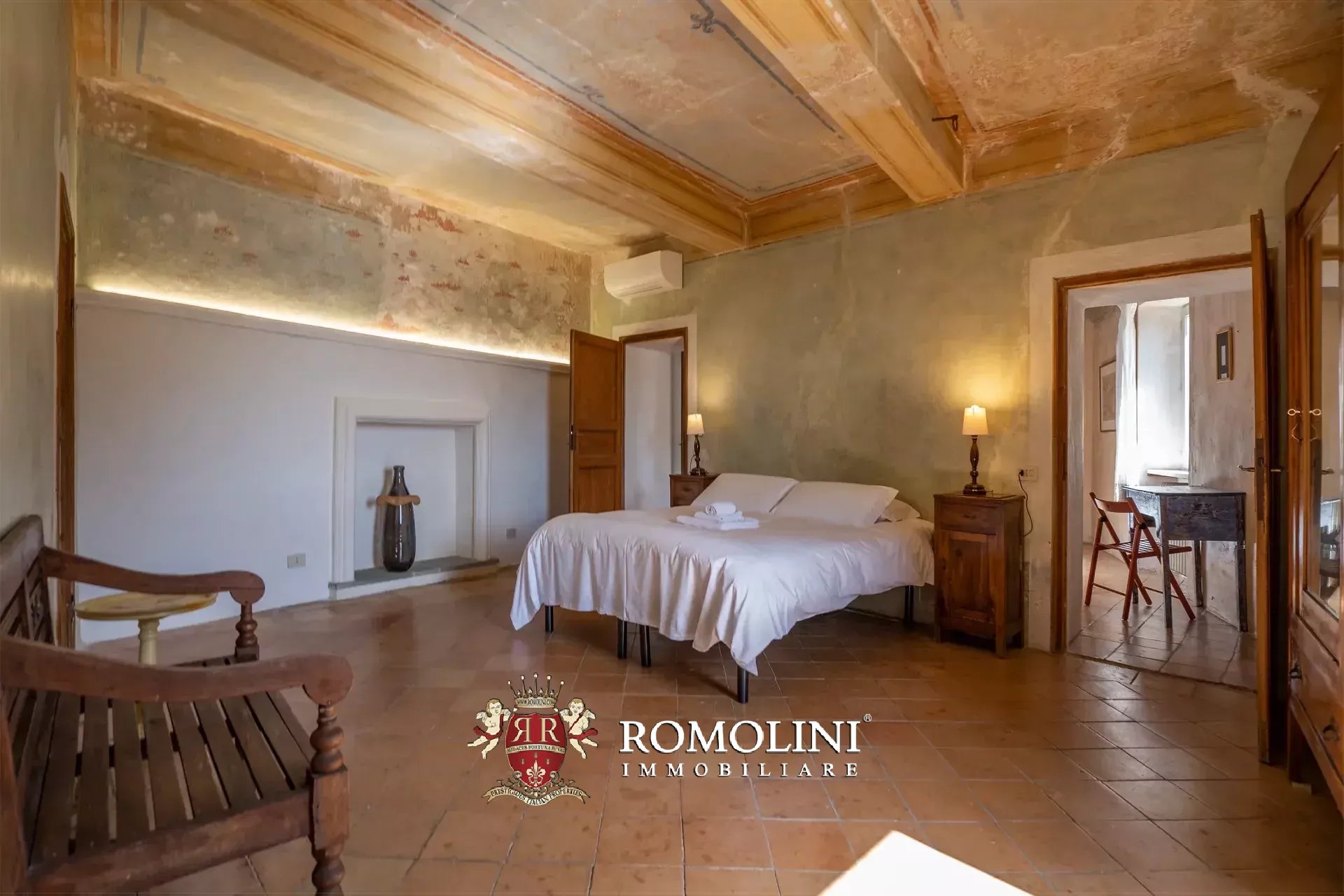 10 Bedroom Villa/Townhouse's Image 97