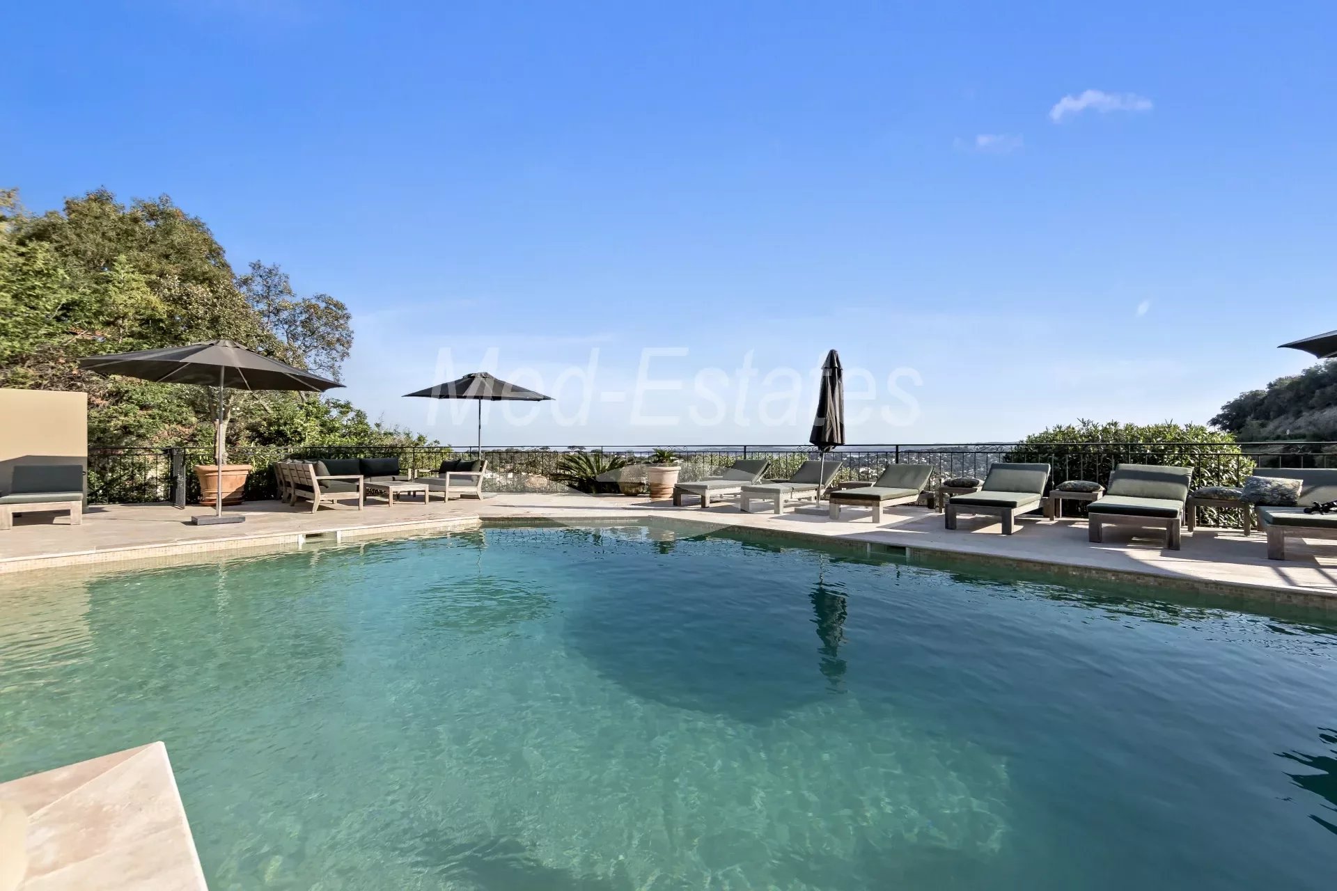 Agence immobilière de Med-Estates Saint Tropez