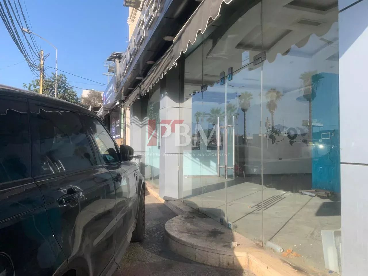 Location Commerce Beyrouth Airport area