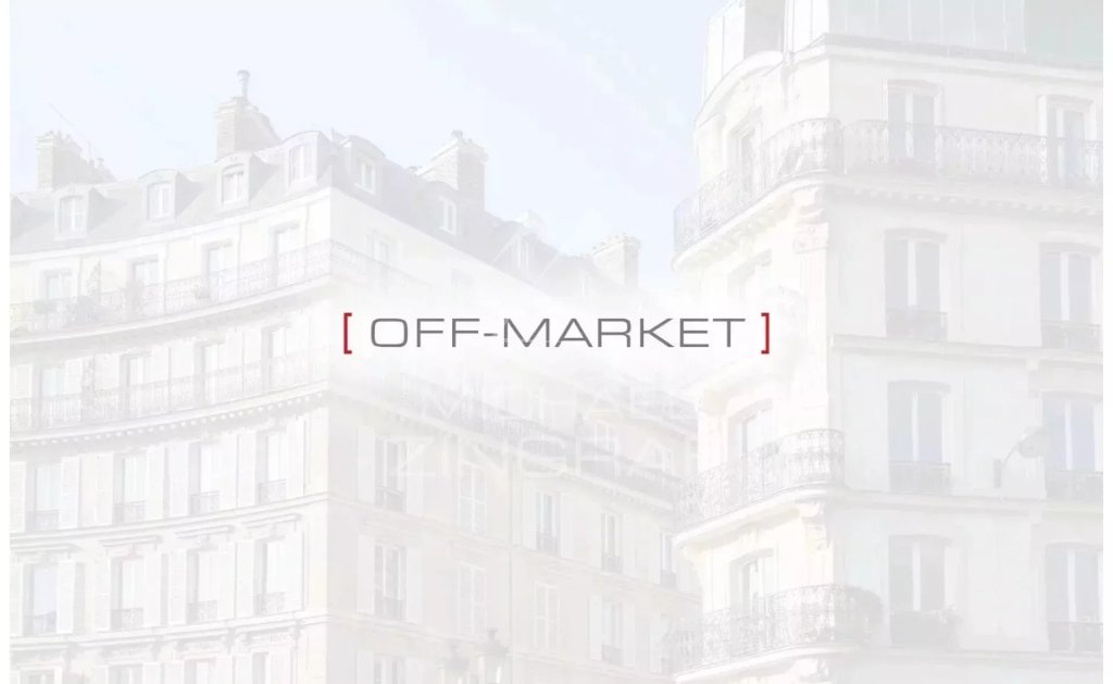 Villa for sale in Suresnes — 3-Bedroom Villa in Suresnes