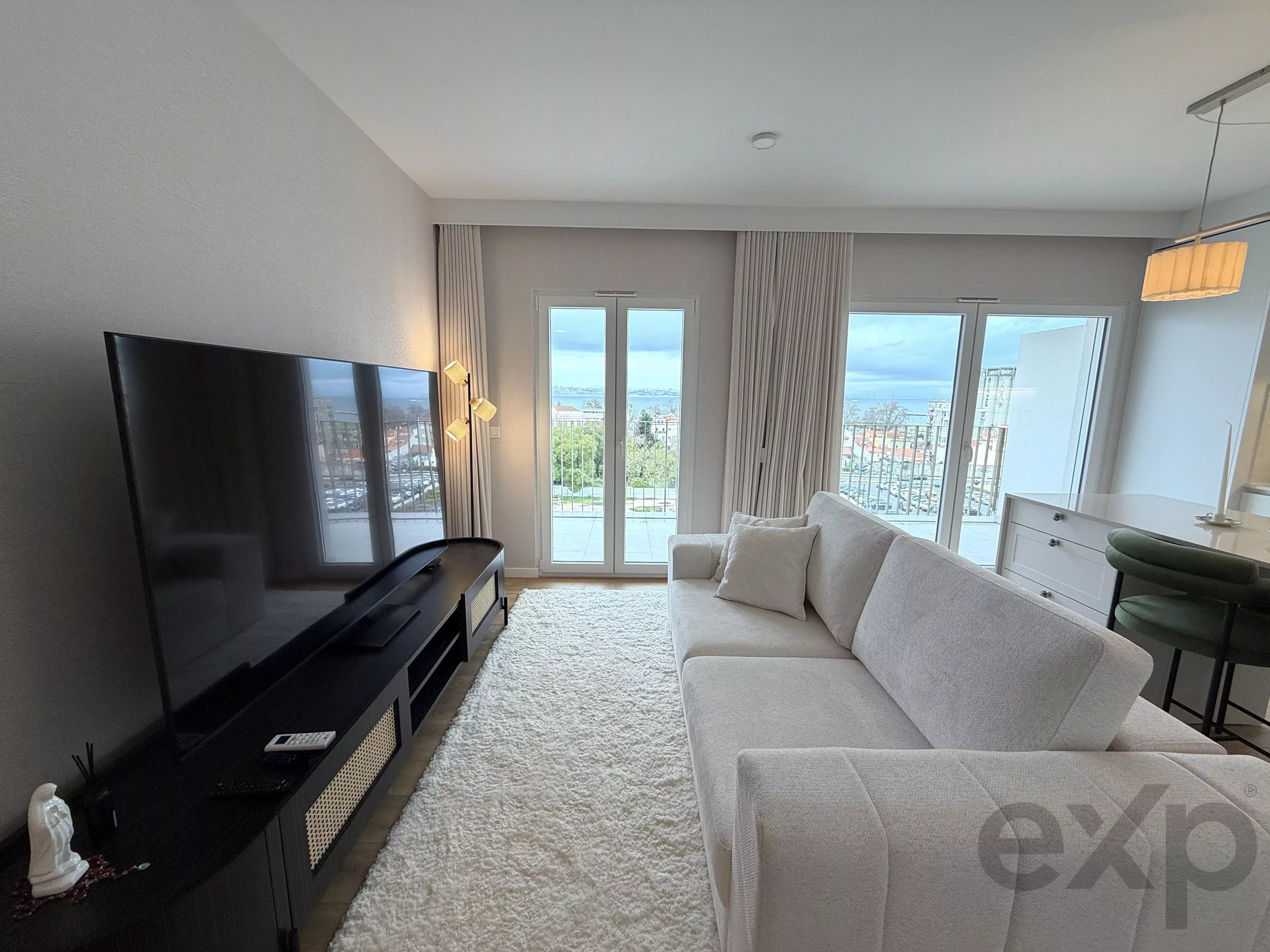 2-BEDR. SUITE, POOL, BALCONY, GARAGE 86647813 image 7