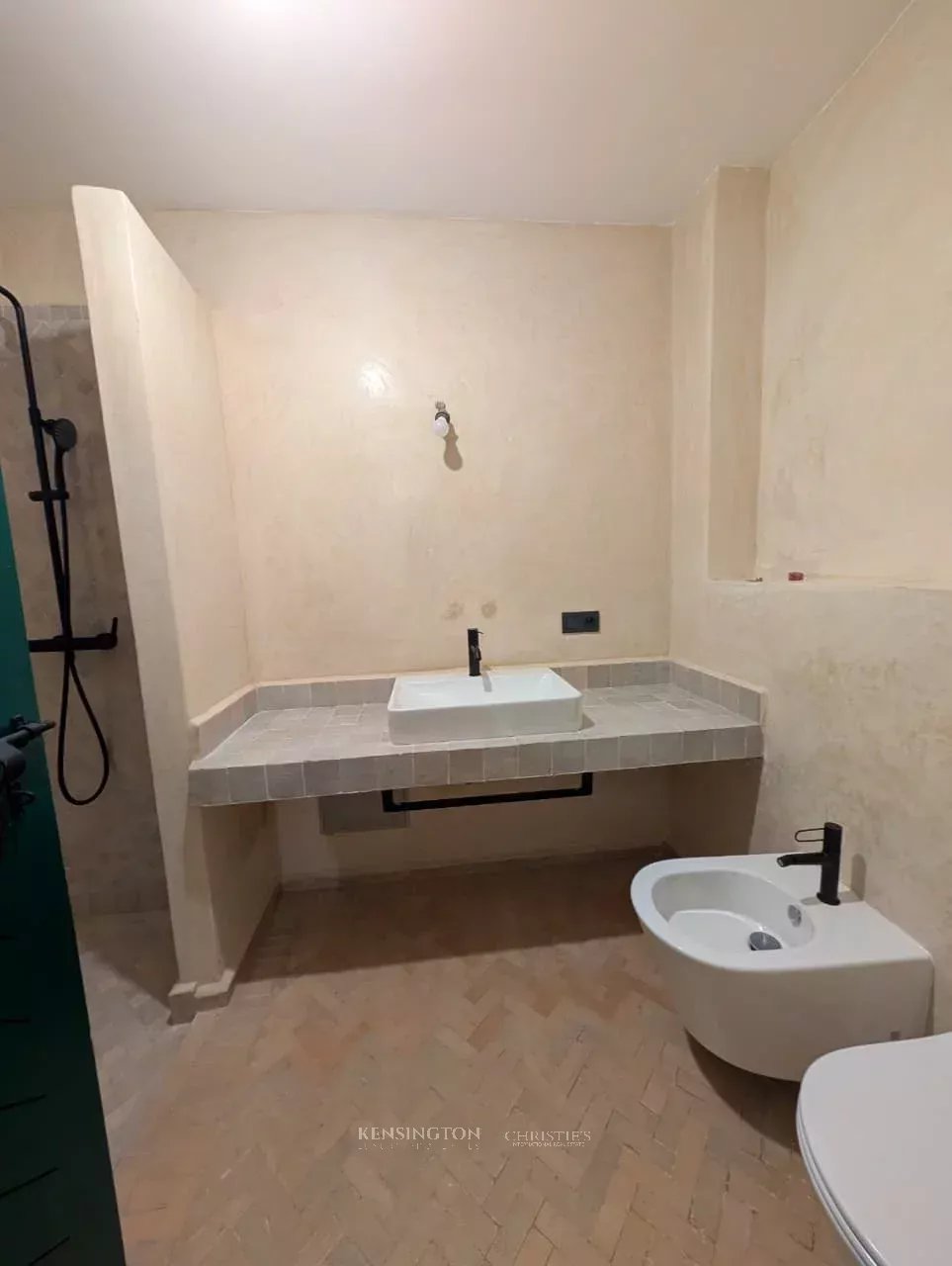 5 Bedroom Villa/Townhouse's Image 6