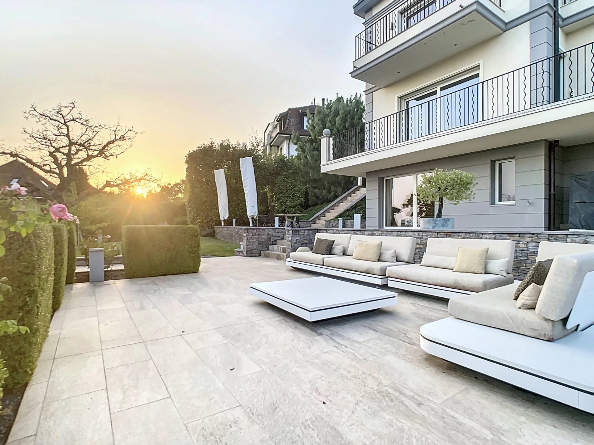 Vue lac et élégance intemporelle