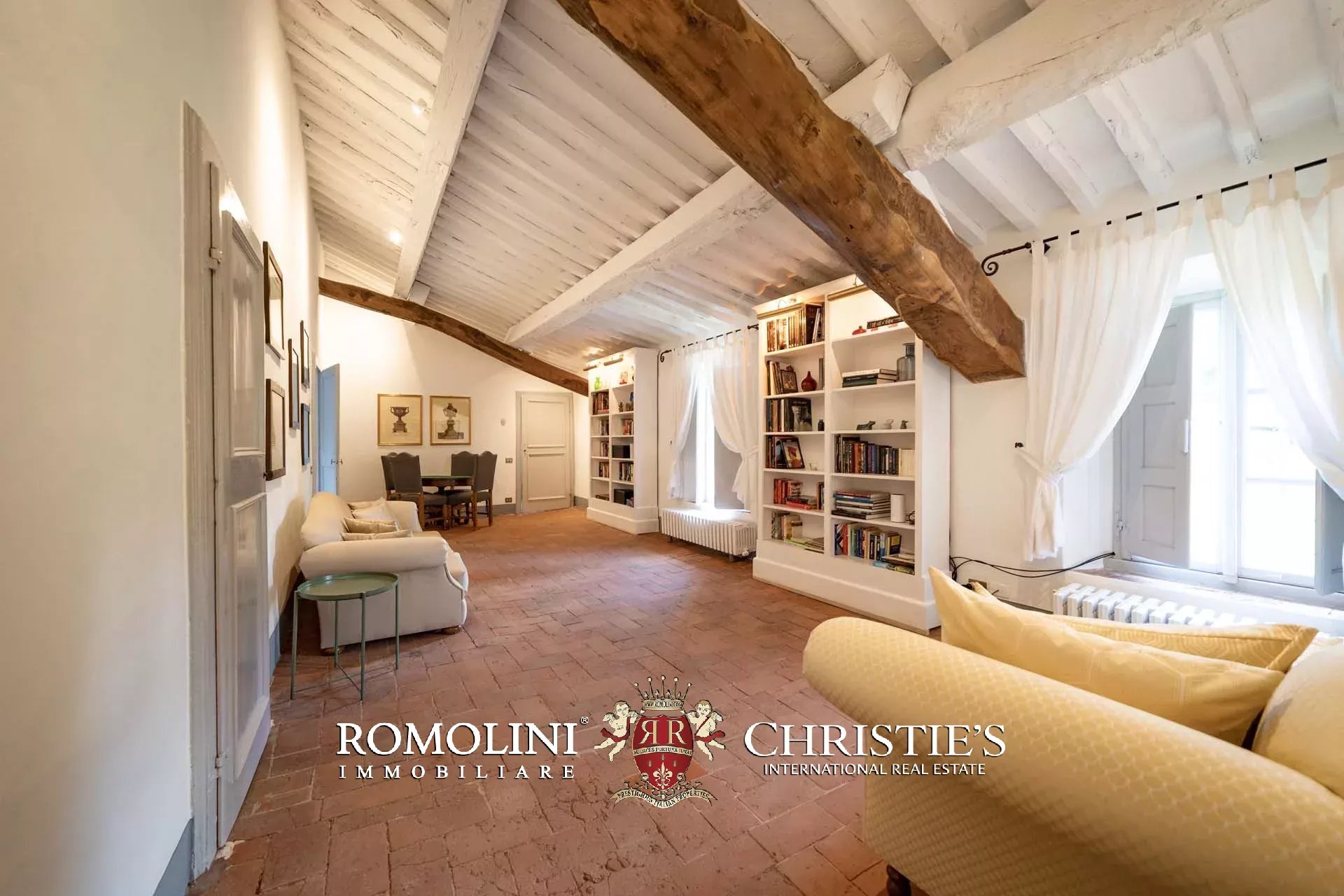 15 Bedroom Villa/Townhouse's Image 57