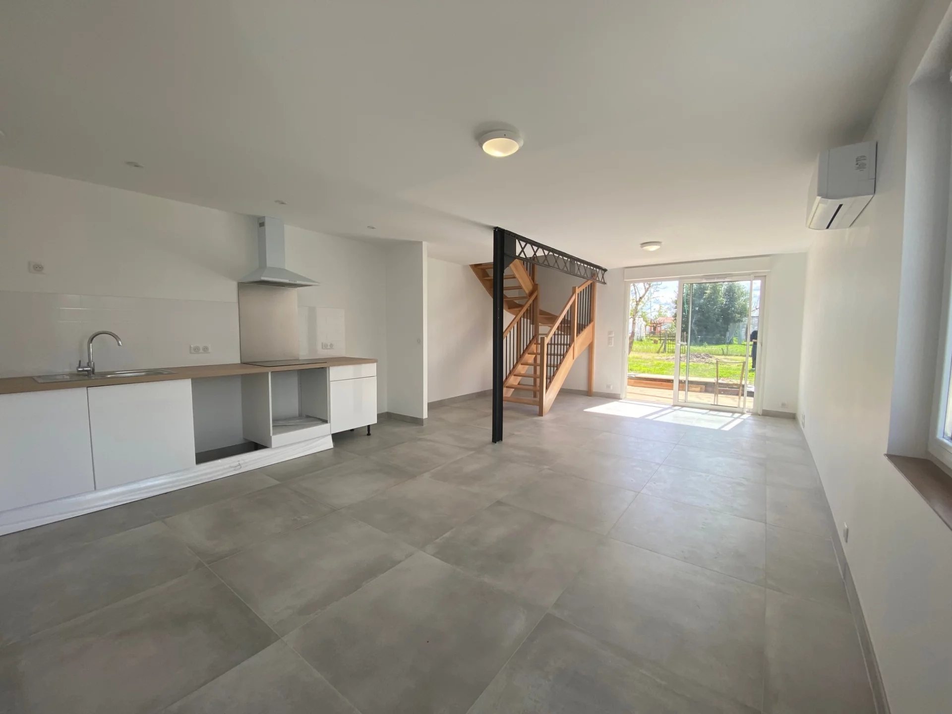 Maison T4 de 81.3 m² , terrain de 102 m²