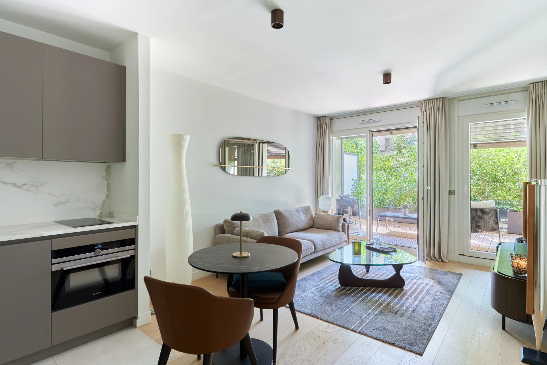 1 Bedroom Apartment/Flat's Image 3