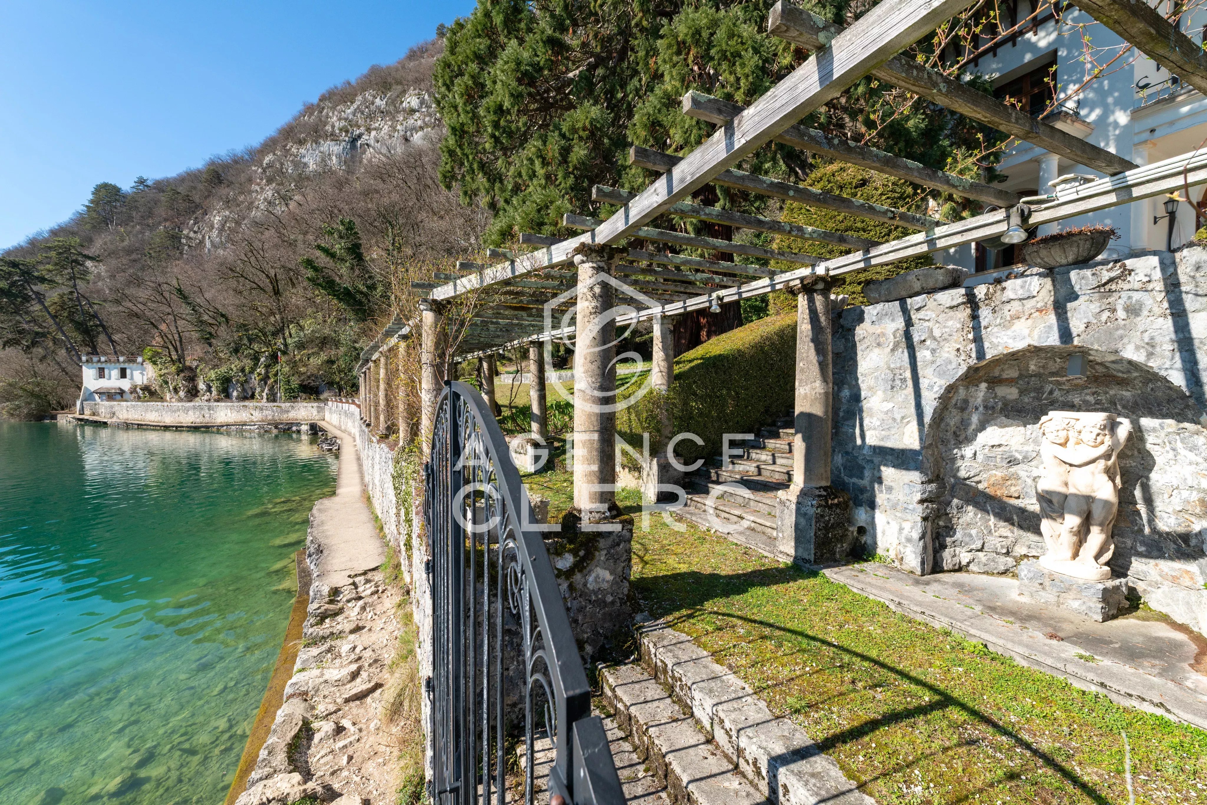 Vente Propriété Talloires-Montmin