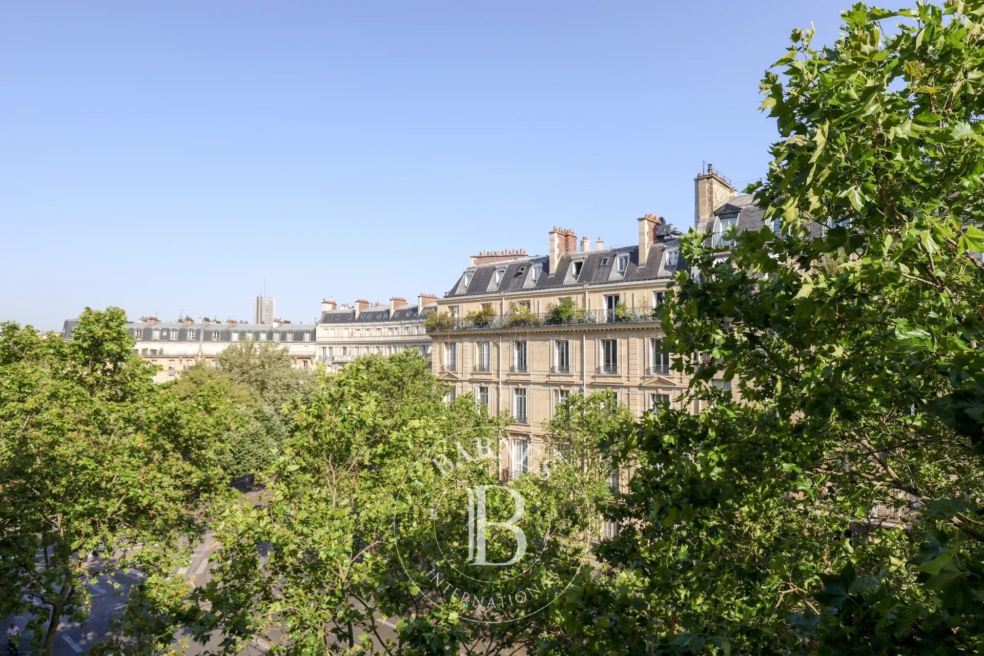 Appartement Paris 75008  -  ref 87123262 (picture 2)