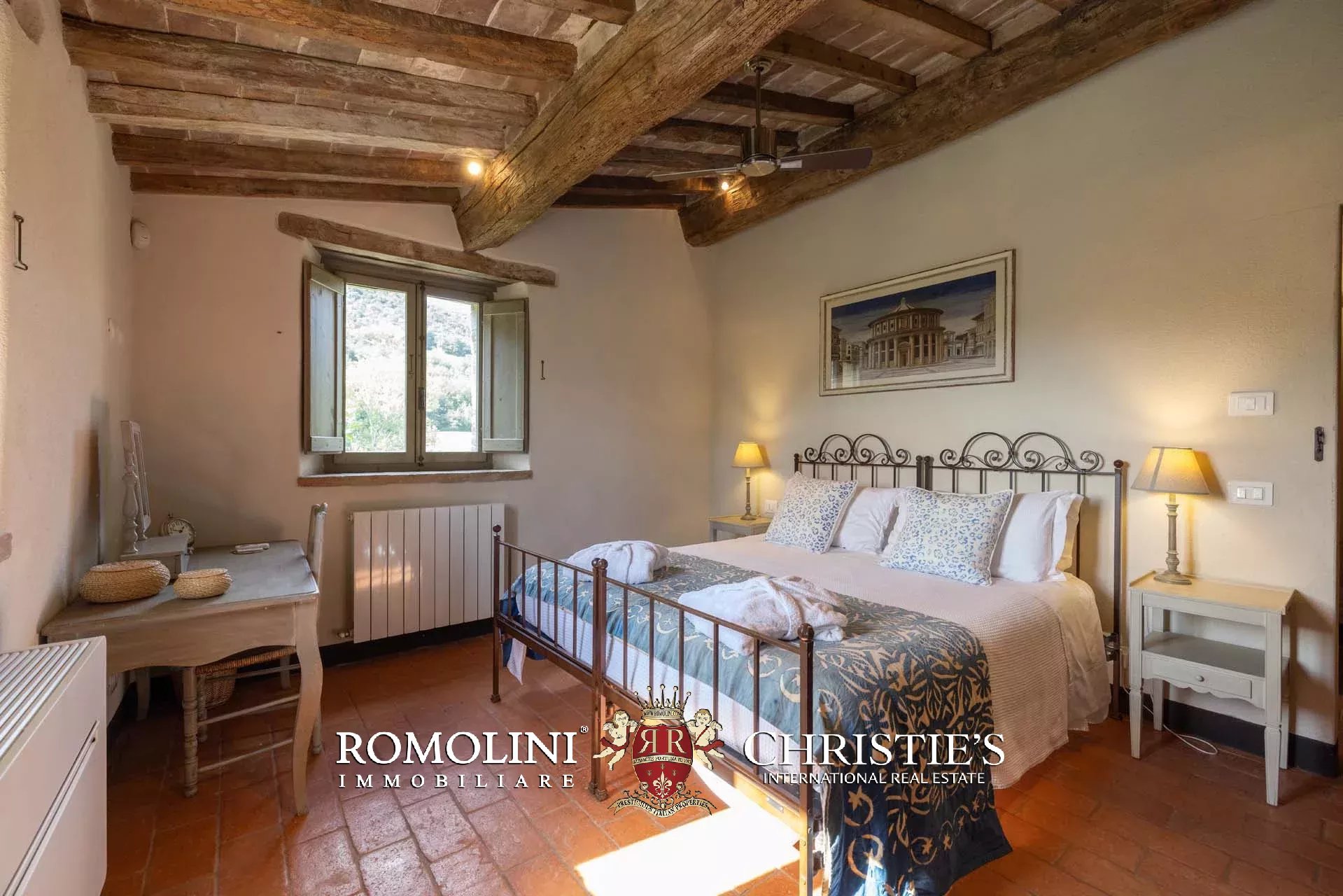 8 Bedroom Villa/Townhouse's Image 55